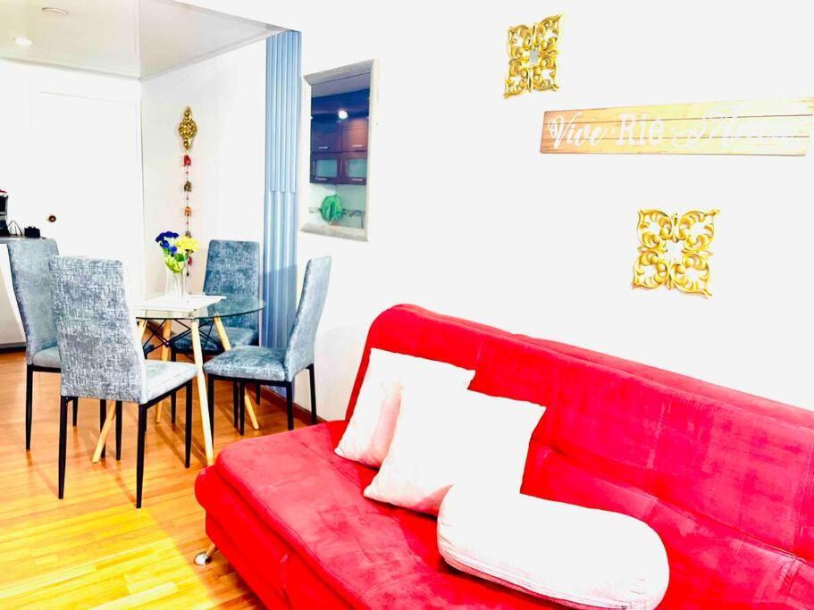 Comodo Apto Cerca Al Aeropuerto/embajada Americana Apartamento *