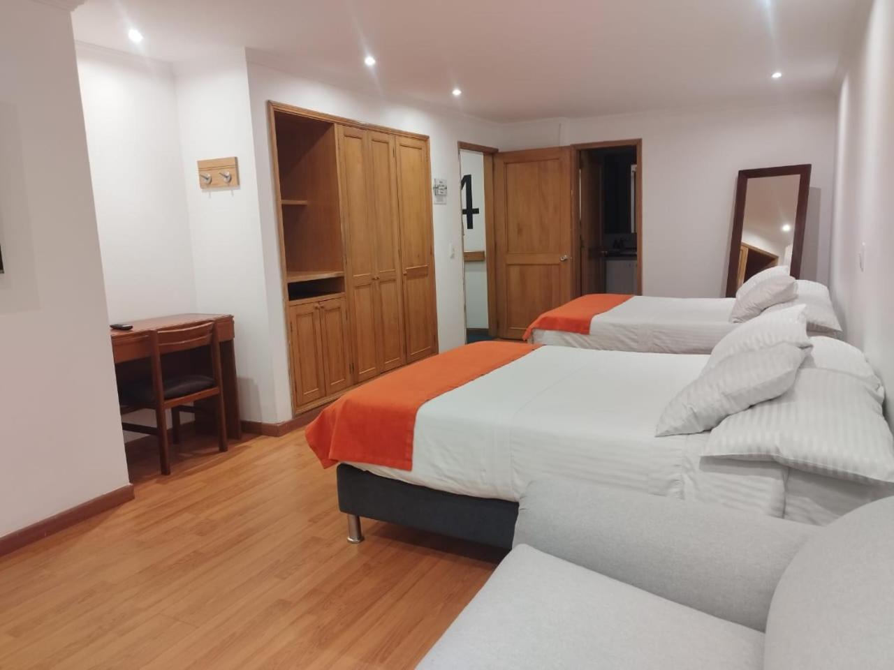 Breton Hill Parque 93 Hotel 3*