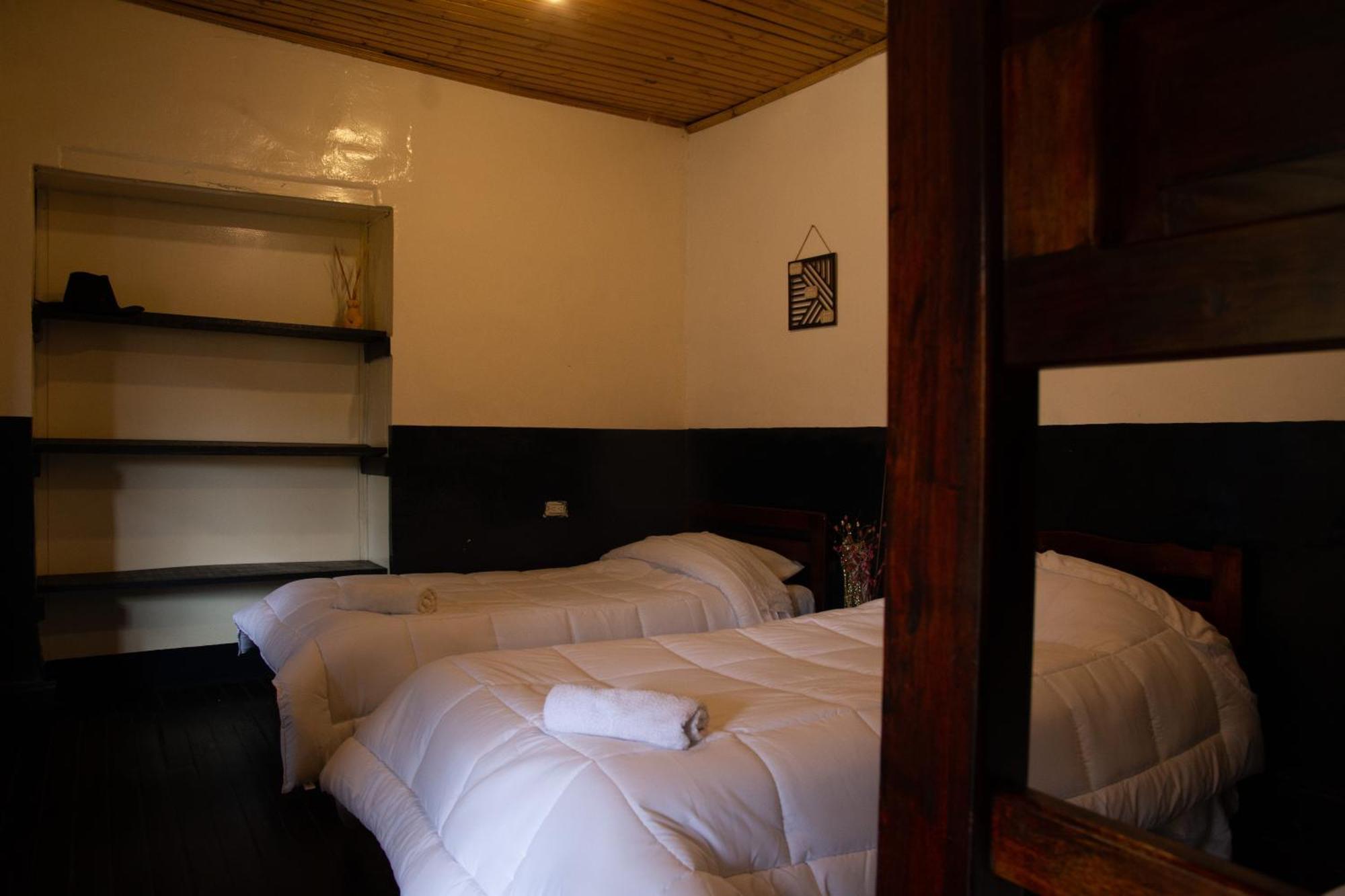 Casa Reina Hostal *