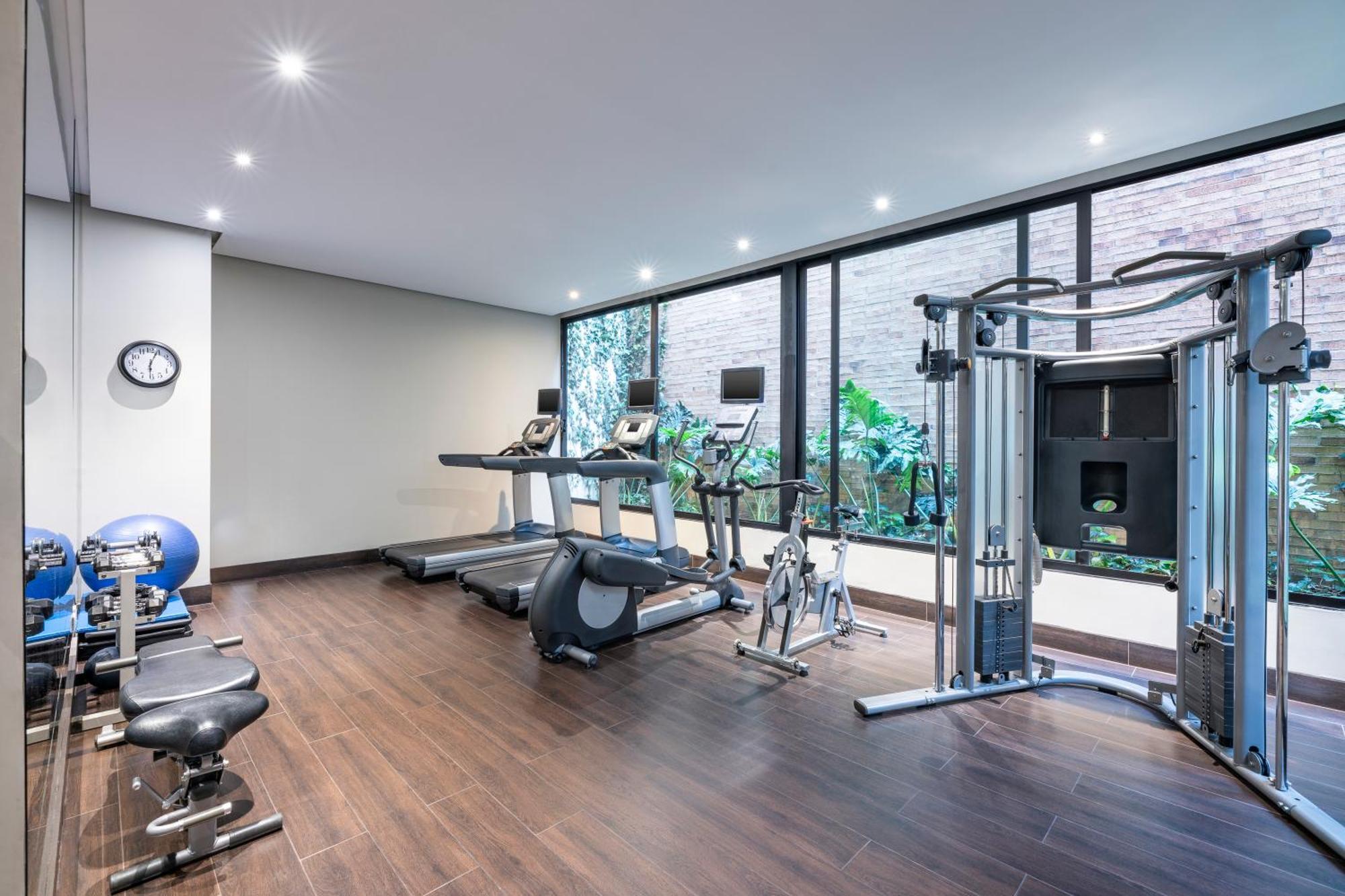 Apartahotel 93 Luxury Suites&residences