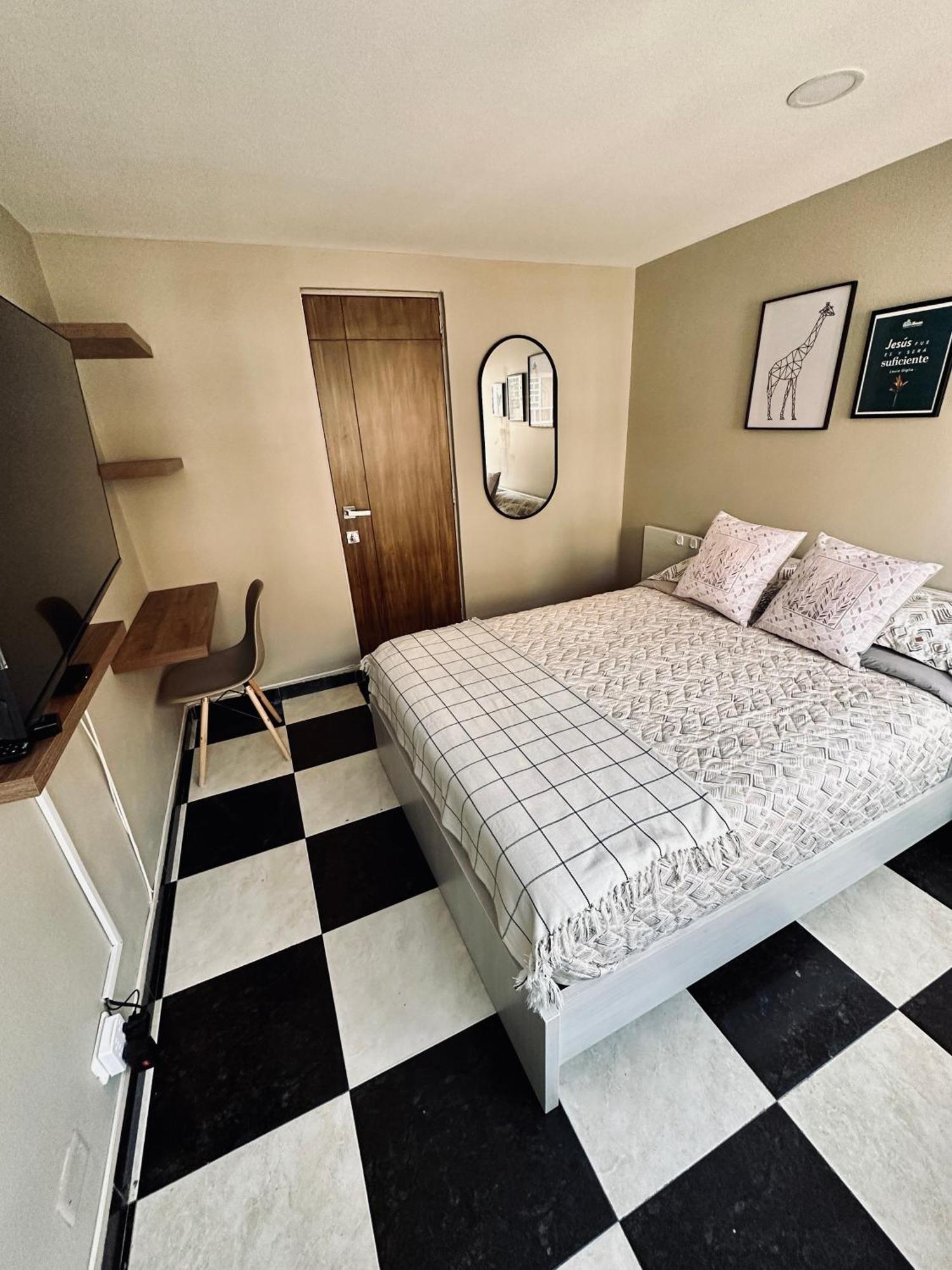 Private Close To The Dorado Airport Bed and breakfast