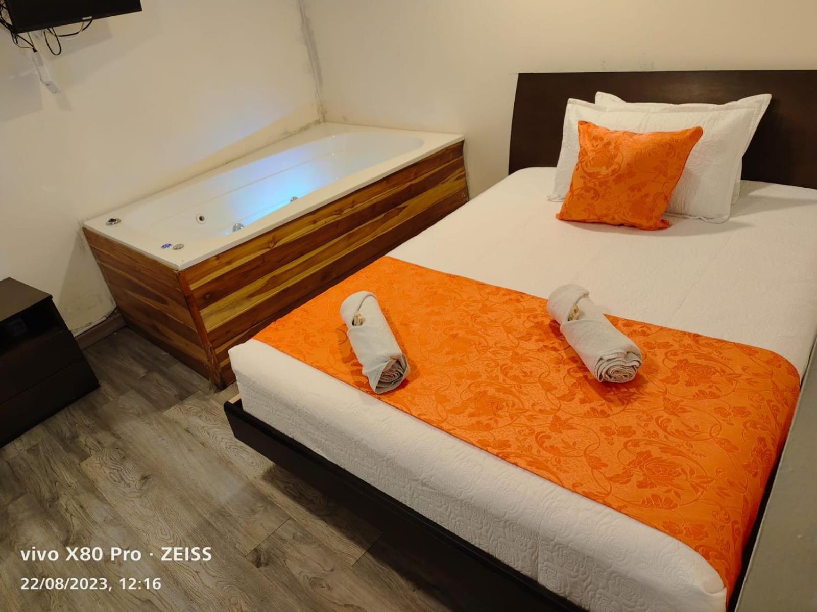 Kristal Ferial Hotel Bogotá