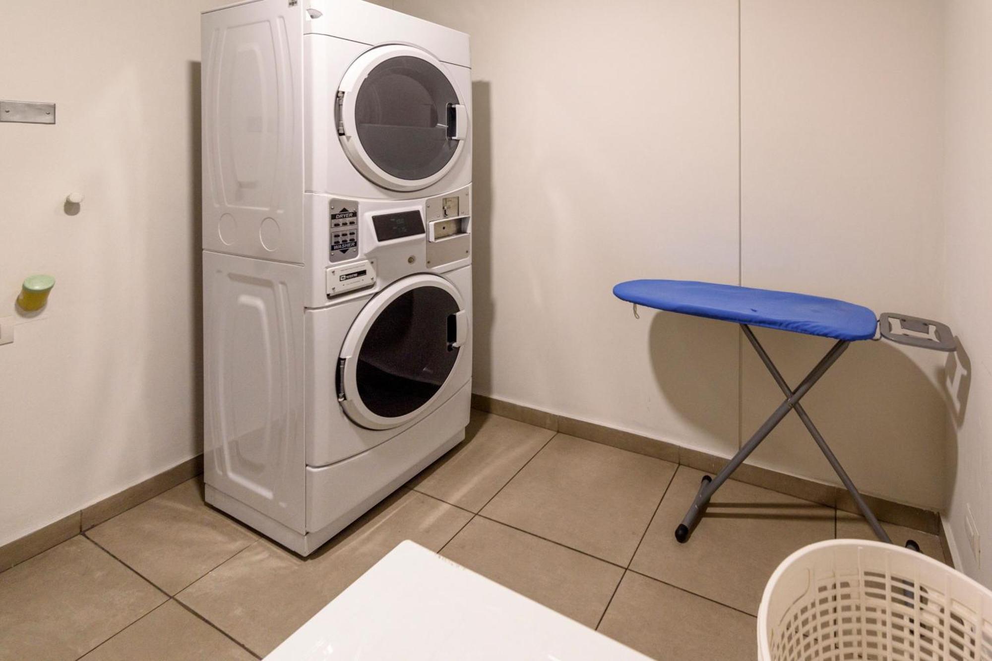 Express Junior By Marriott Aeropuerto Hotel 3*