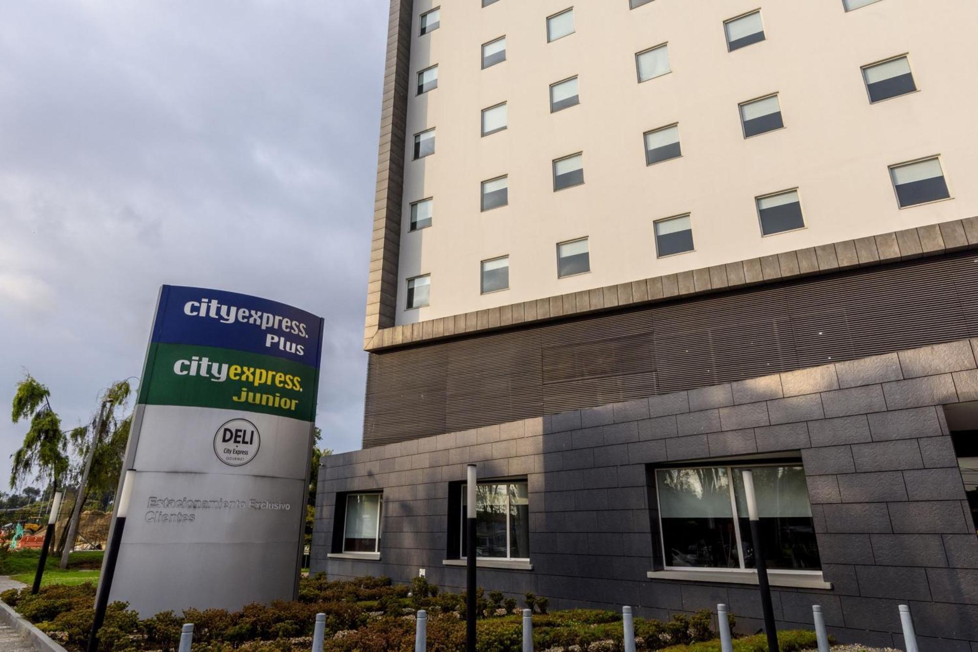 Express Junior By Marriott Aeropuerto Hotel