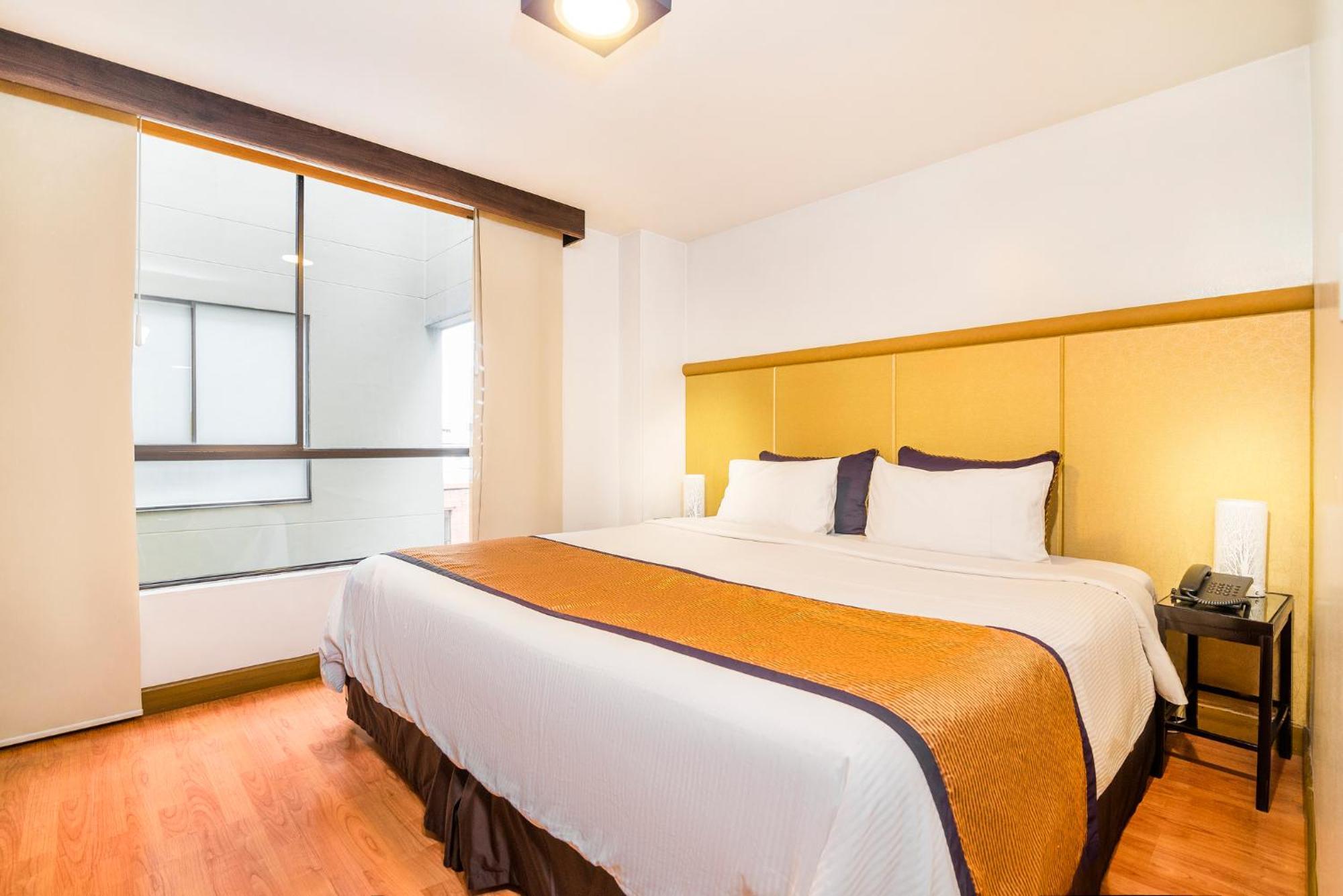 Apartahotel Lloyds Apartasuites Parque 93