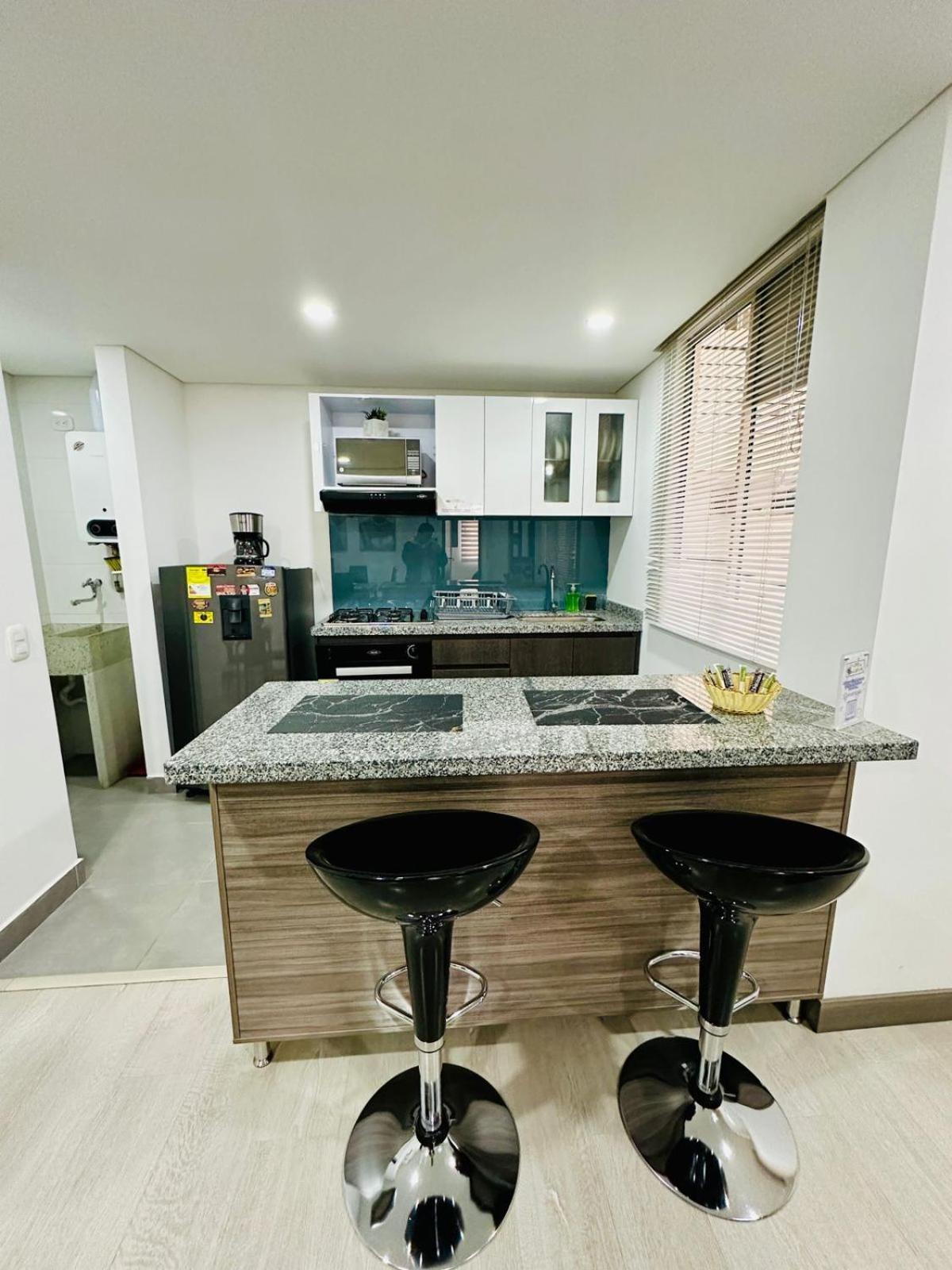 Apartamento Magnifico Y Confortable Amoblado # 303 *