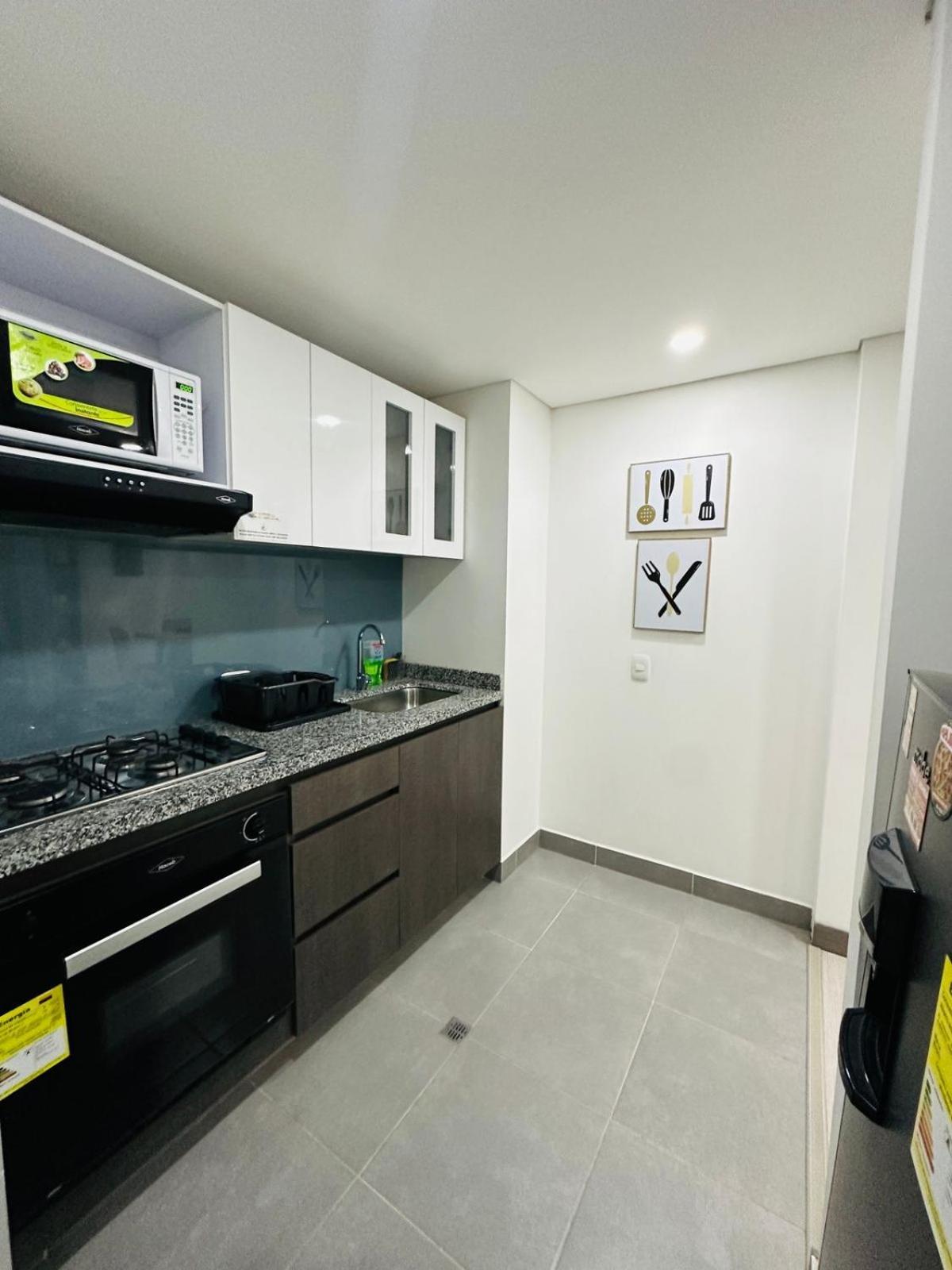Apartamento Magnifico Y Confortable Amoblado # 303 *