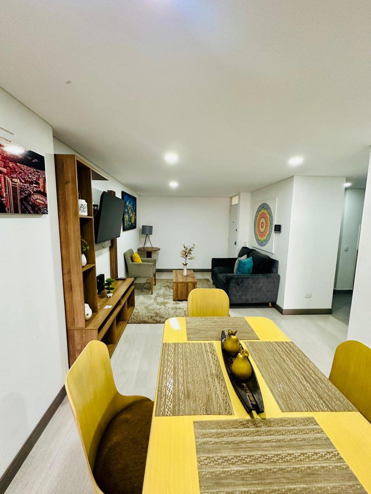 Magnifico Y Confortable Amoblado # 303 Apartamento