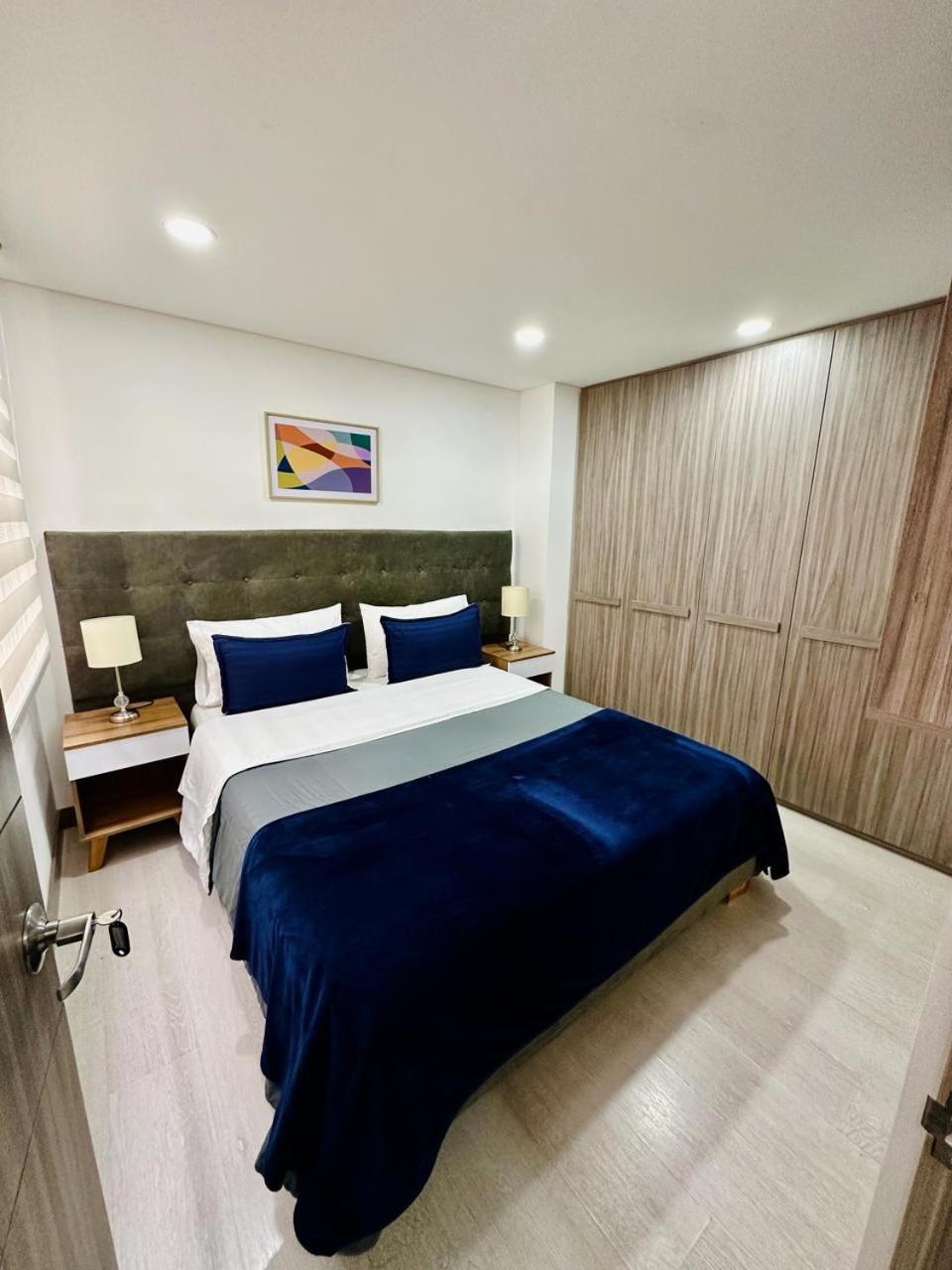 Apartamento Magnifico Y Confortable Amoblado # 303