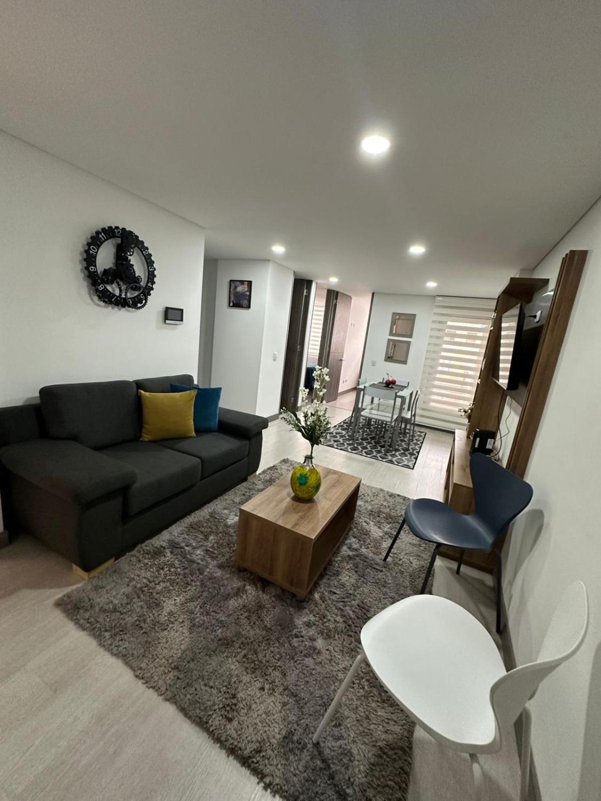 Magnifico Y Confortable Amoblado # 303 Apartamento Bogotá