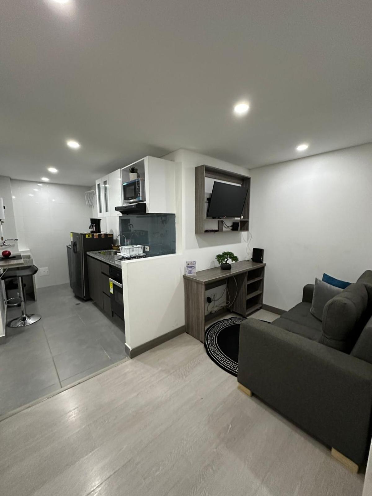 Apartamento Magnifico Y Confortable Amoblado # 303 Bogotá