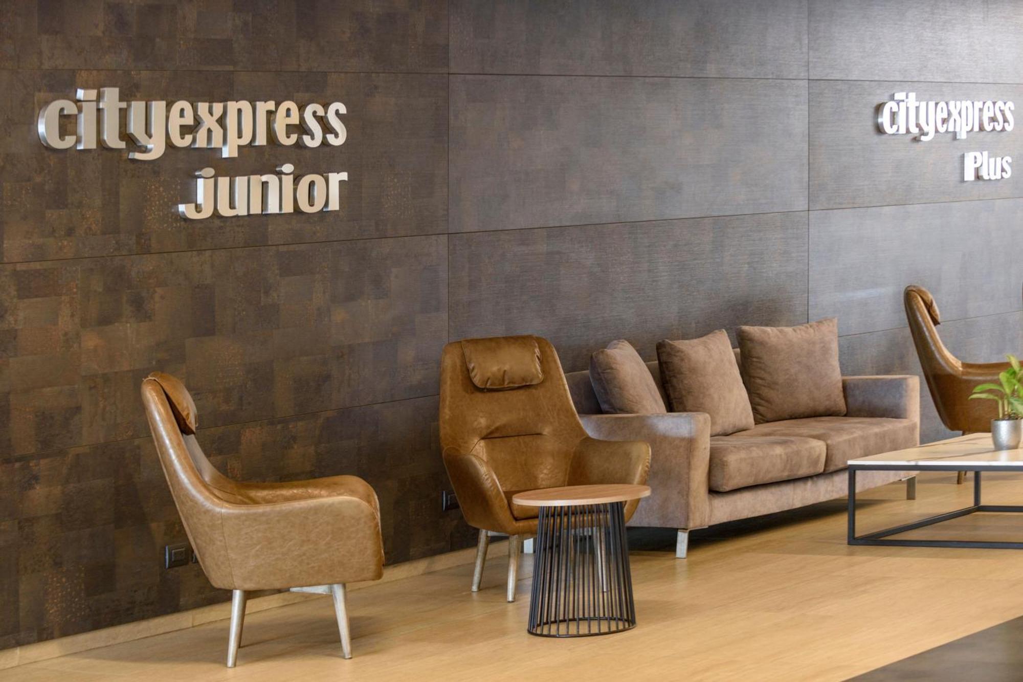 Express Junior By Marriott Aeropuerto Hotel 3*
