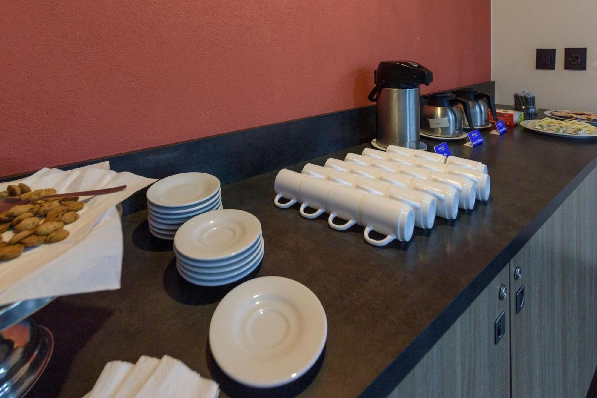 Express Junior By Marriott Aeropuerto
