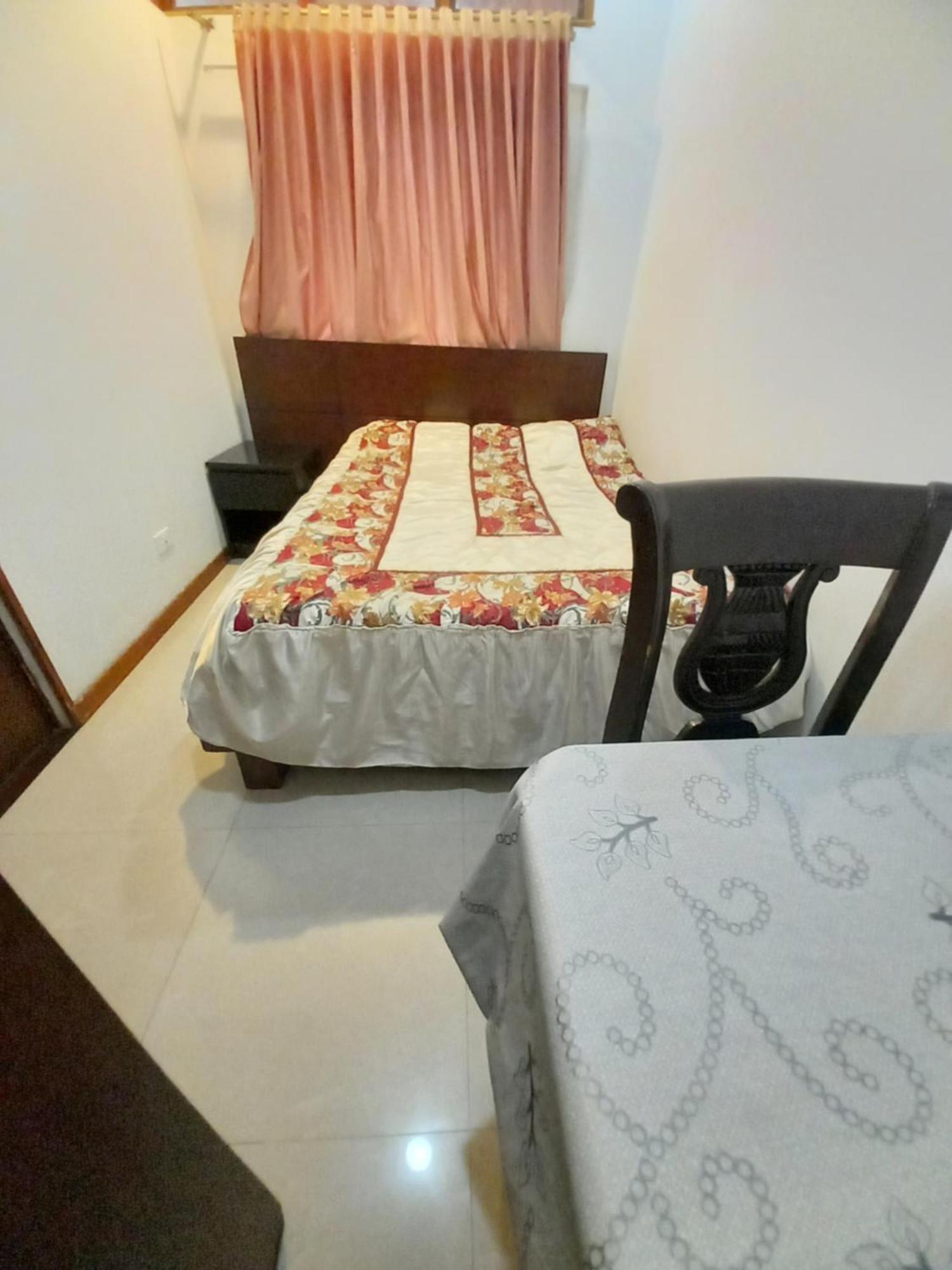 Habitación en casa particular Amplia Casa Familiar Bogotá
