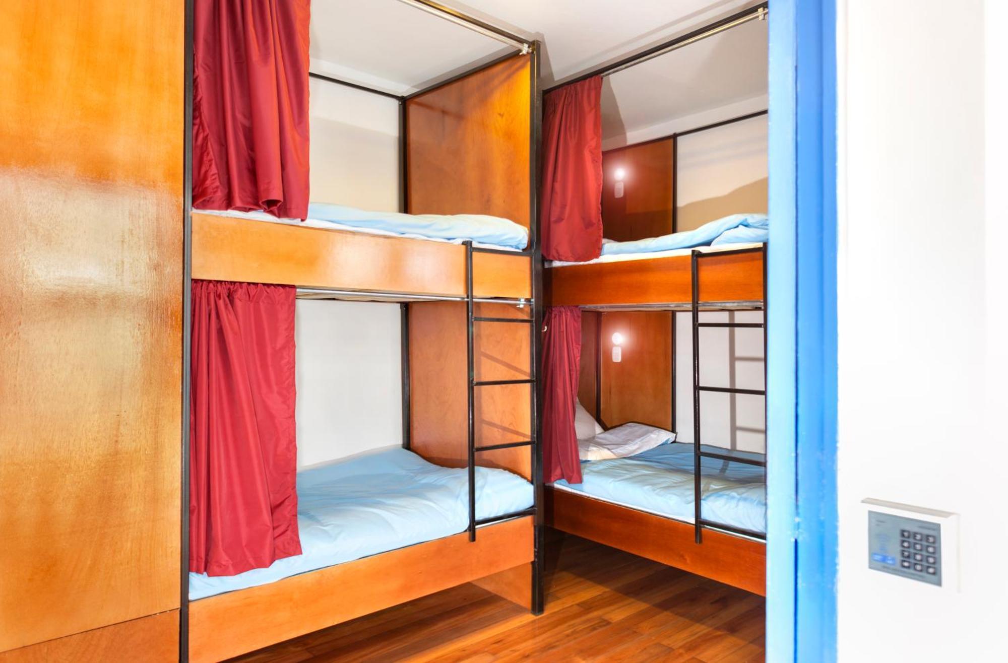 Granada Hostal
