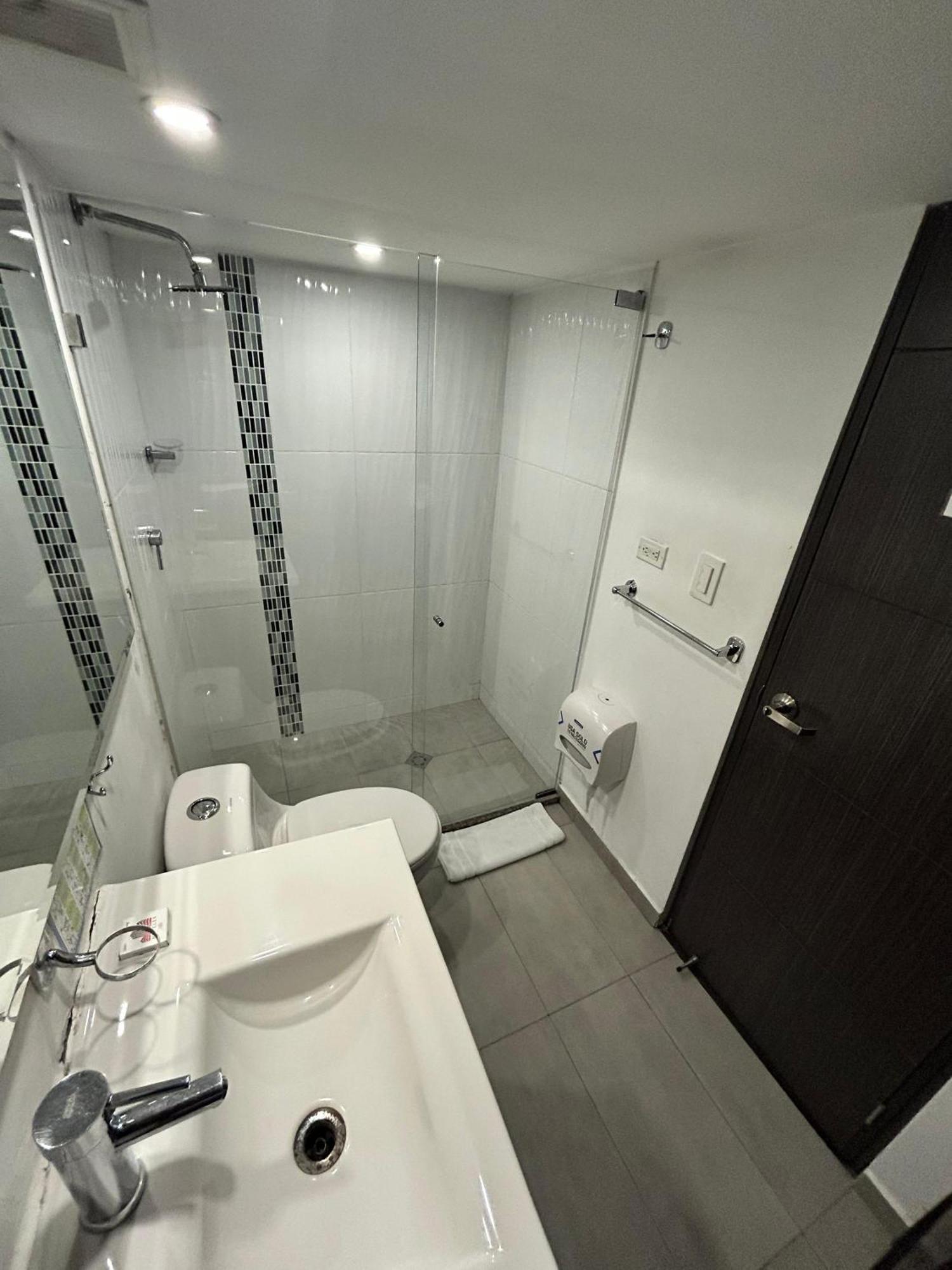 Hotel Aw Serenity Ferial 3*