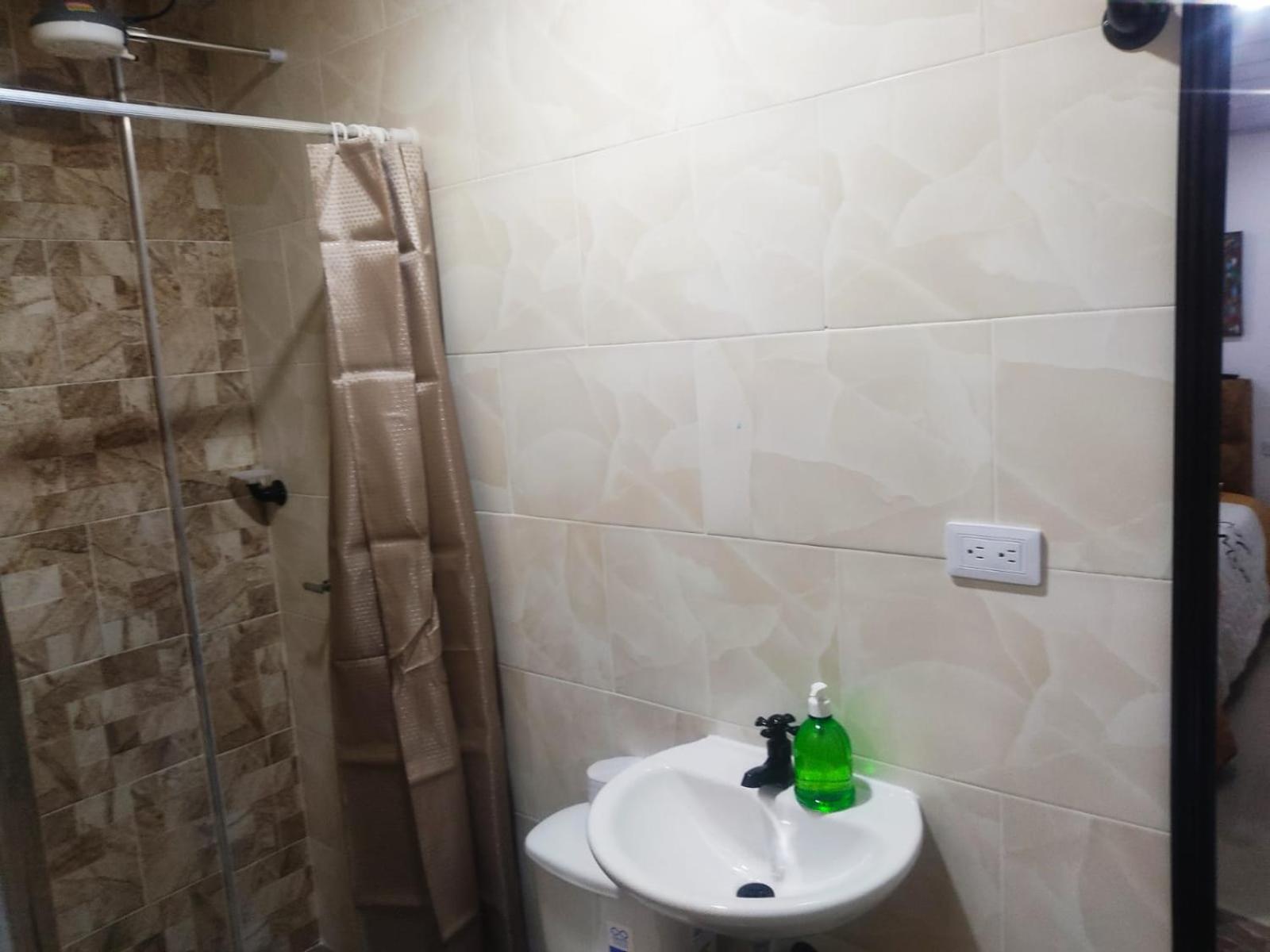 D Con Bano Privdo * Bogotá