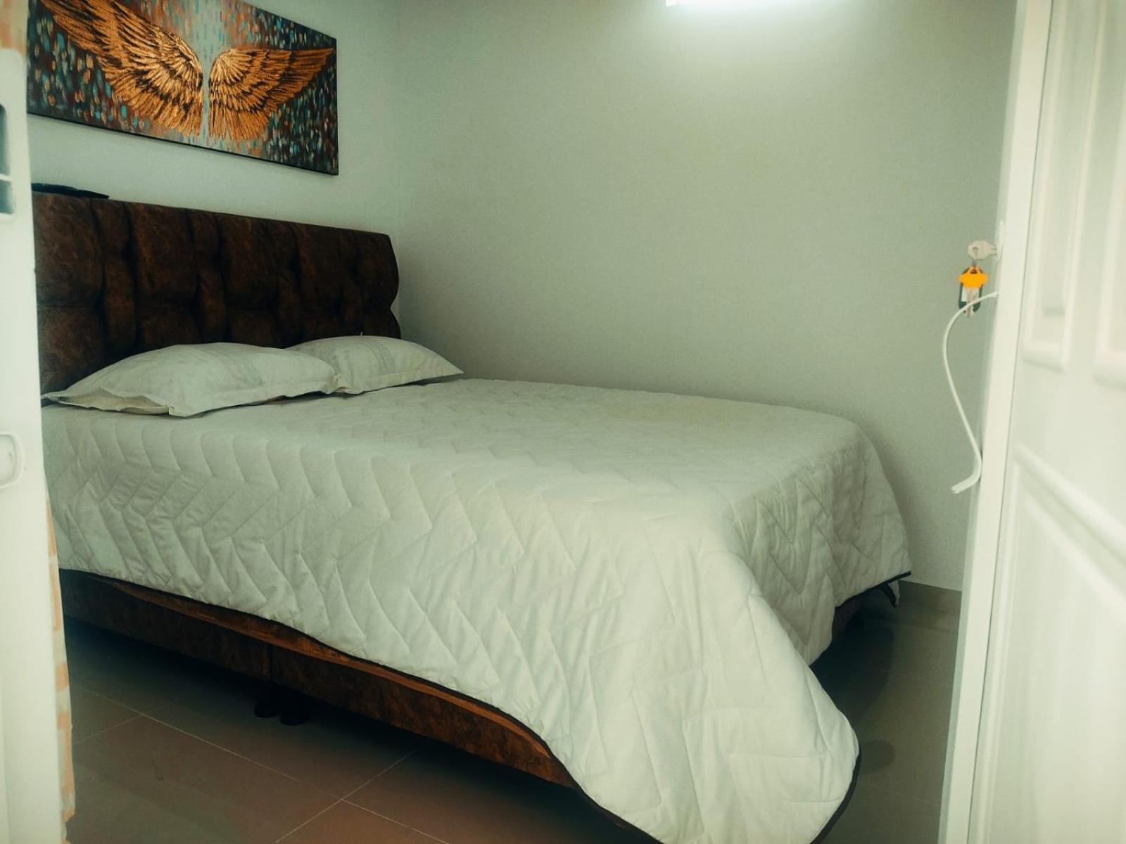 Pensión Con Bano Privado 2 *