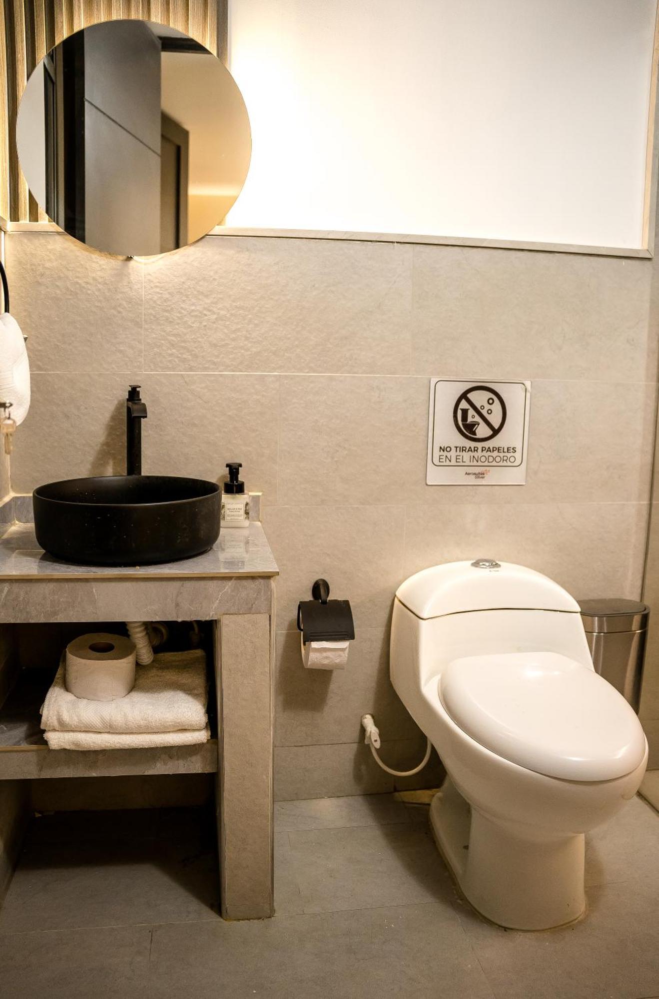 Aerosuites Hotel