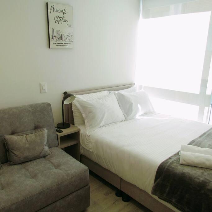 Mevak Station En Corferias Apartamento