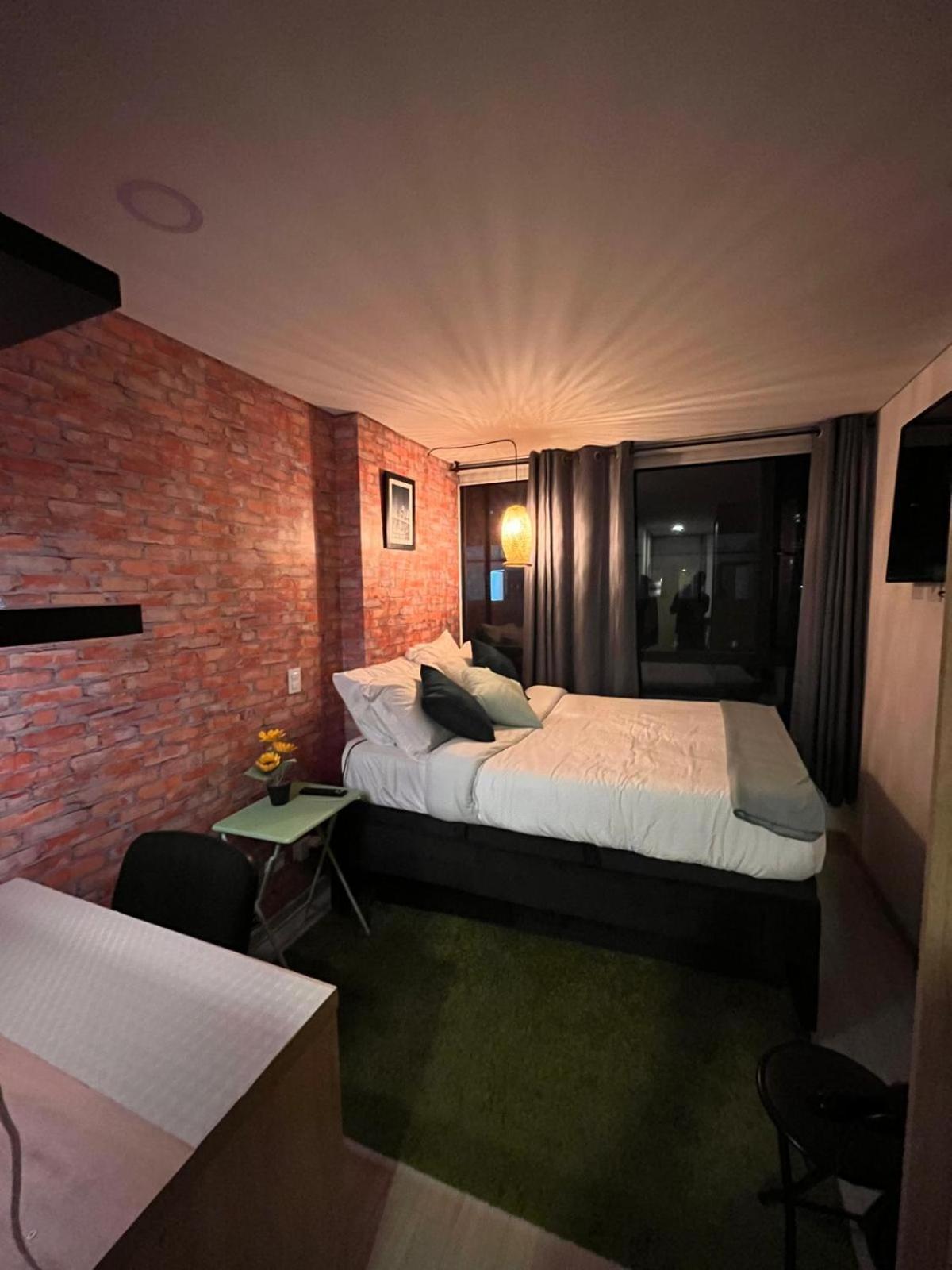 Hermoso Apartamento Con Vista A La Montana En Pleno Centro De Chapinero Apartamento *