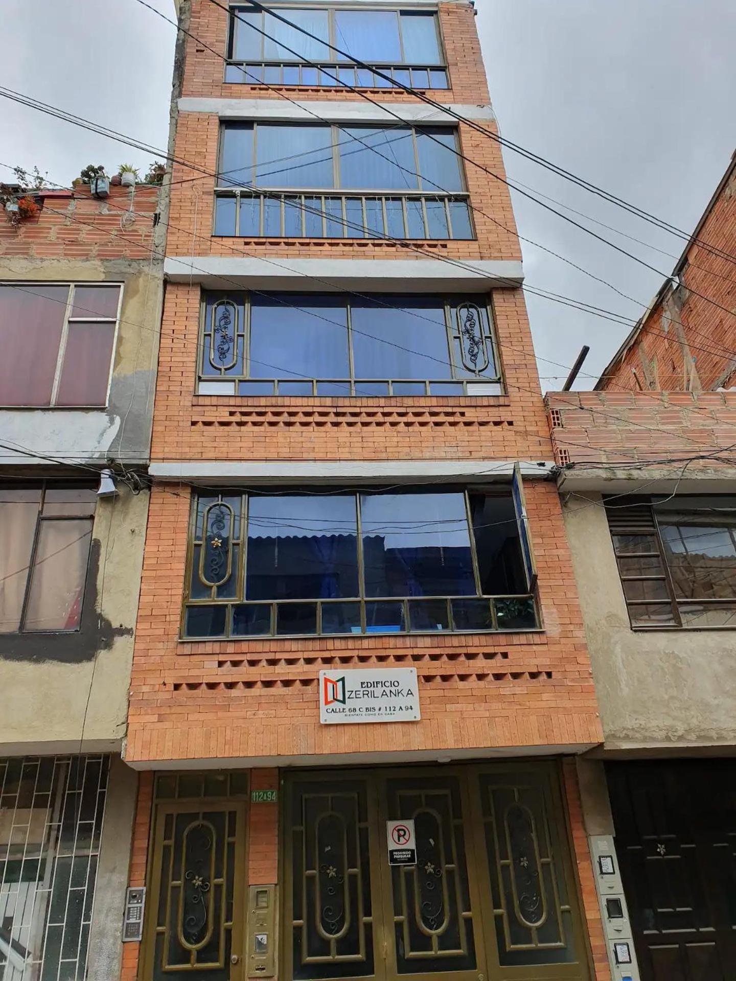 Privado Completo Premium Aeropuerto Cerca Apartamento *