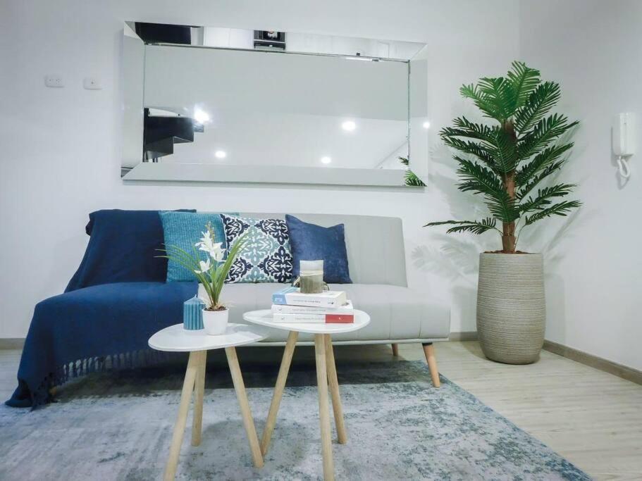 Movistar Y Campin Apartamento