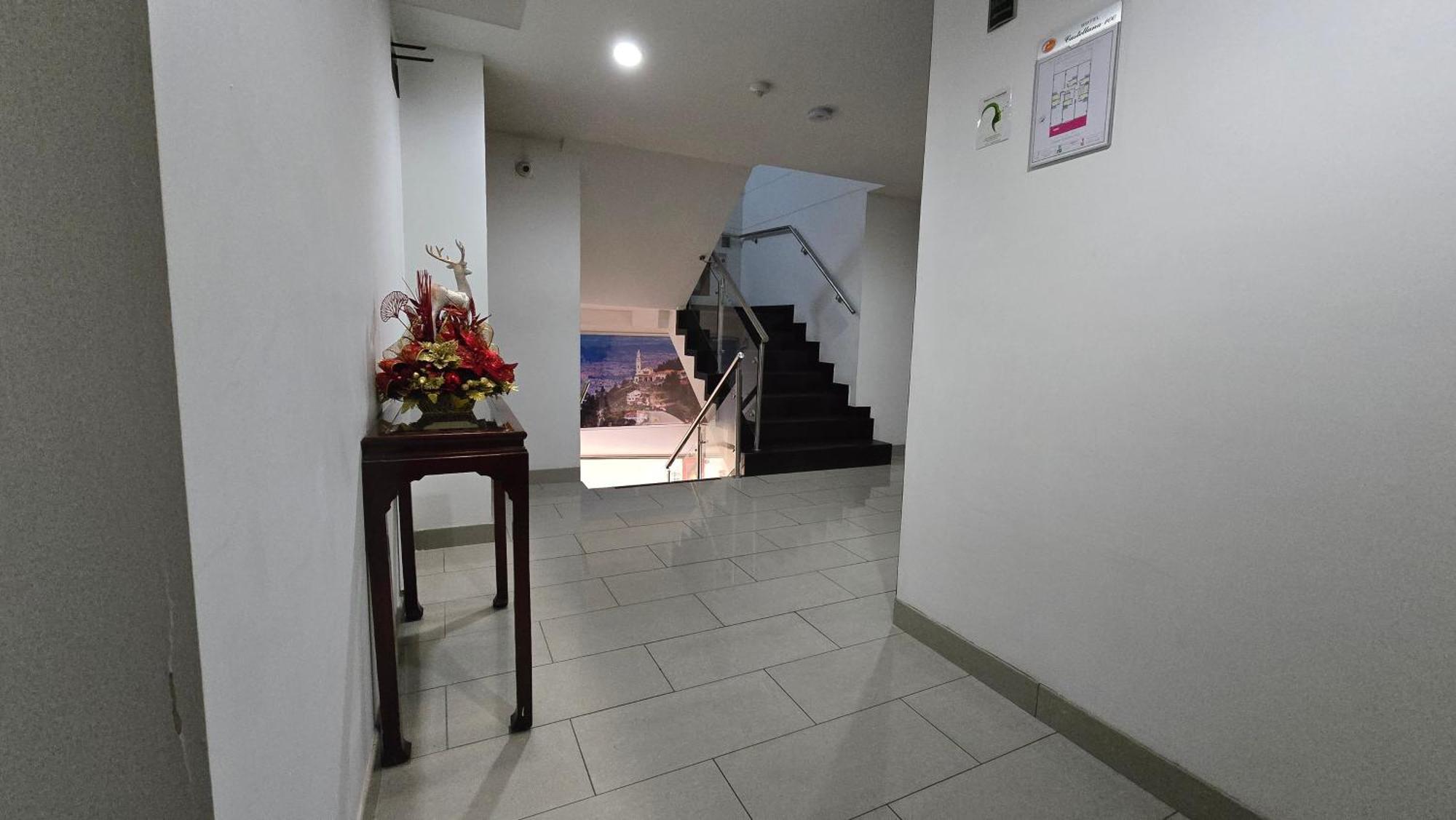 Hotel Castellana 100