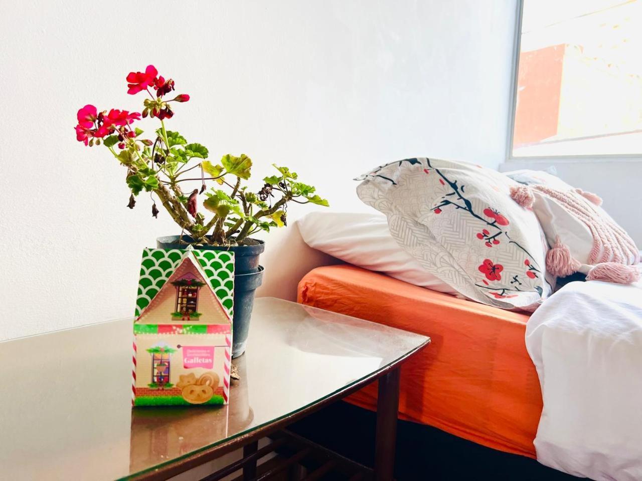 Hotel Casa Cerca A Unicentro Y Clinica Santa Fe En Usaquen Bogotá