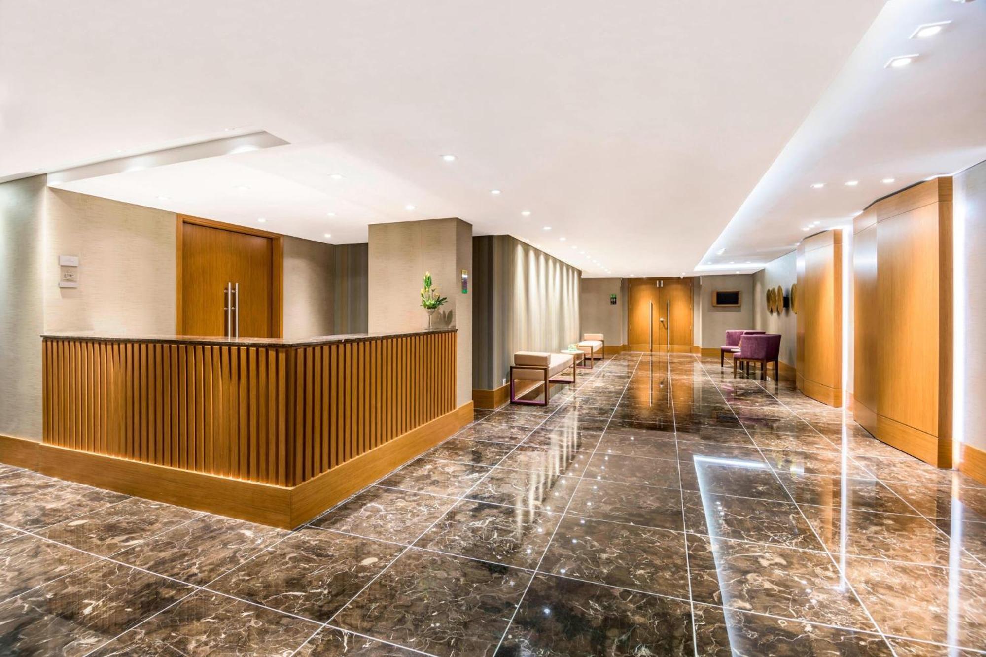 Courtyard By Marriott Airport Bogotá