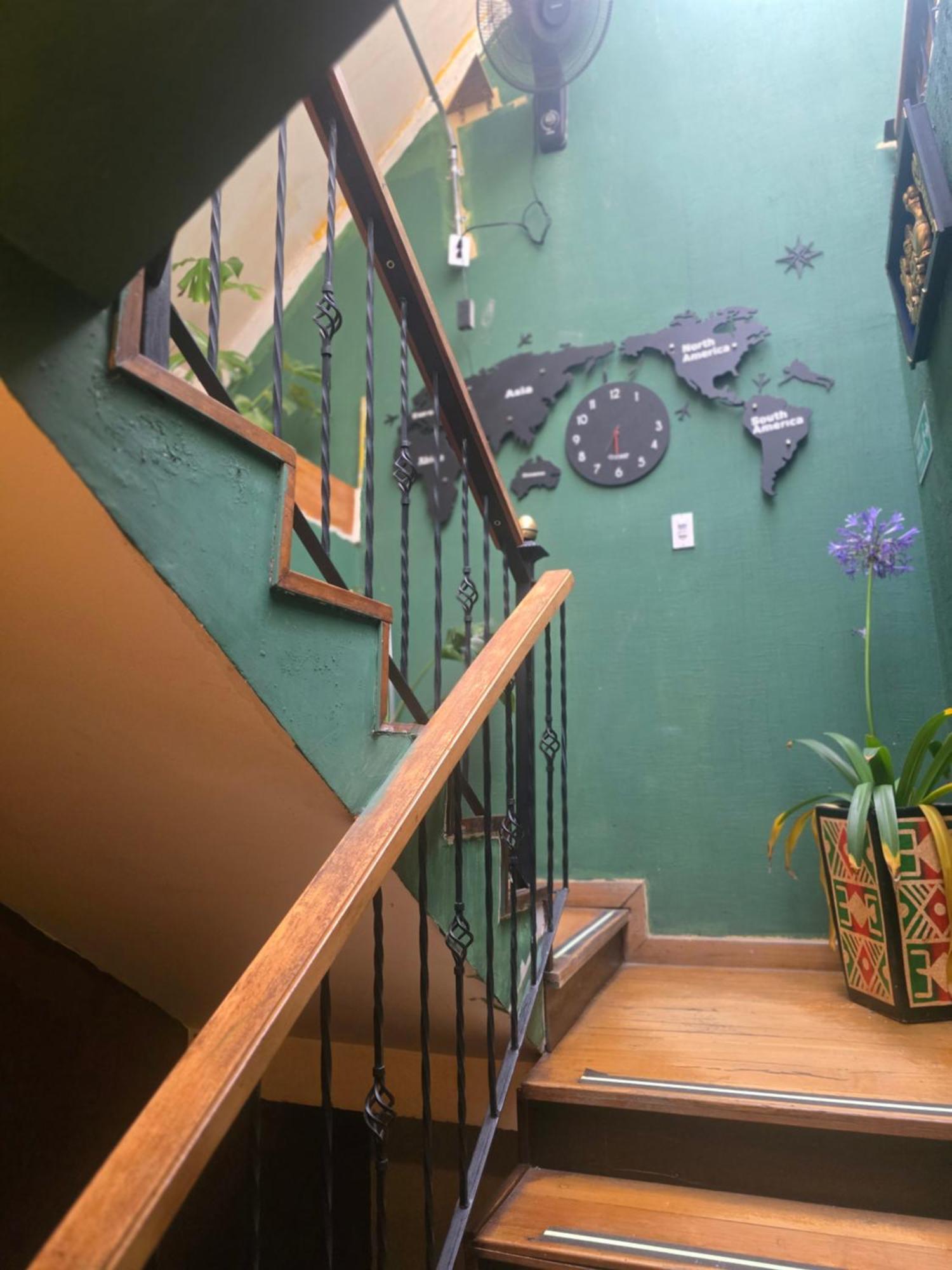 Hostal Portelli Hostal-zona G Para Extranjeros *
