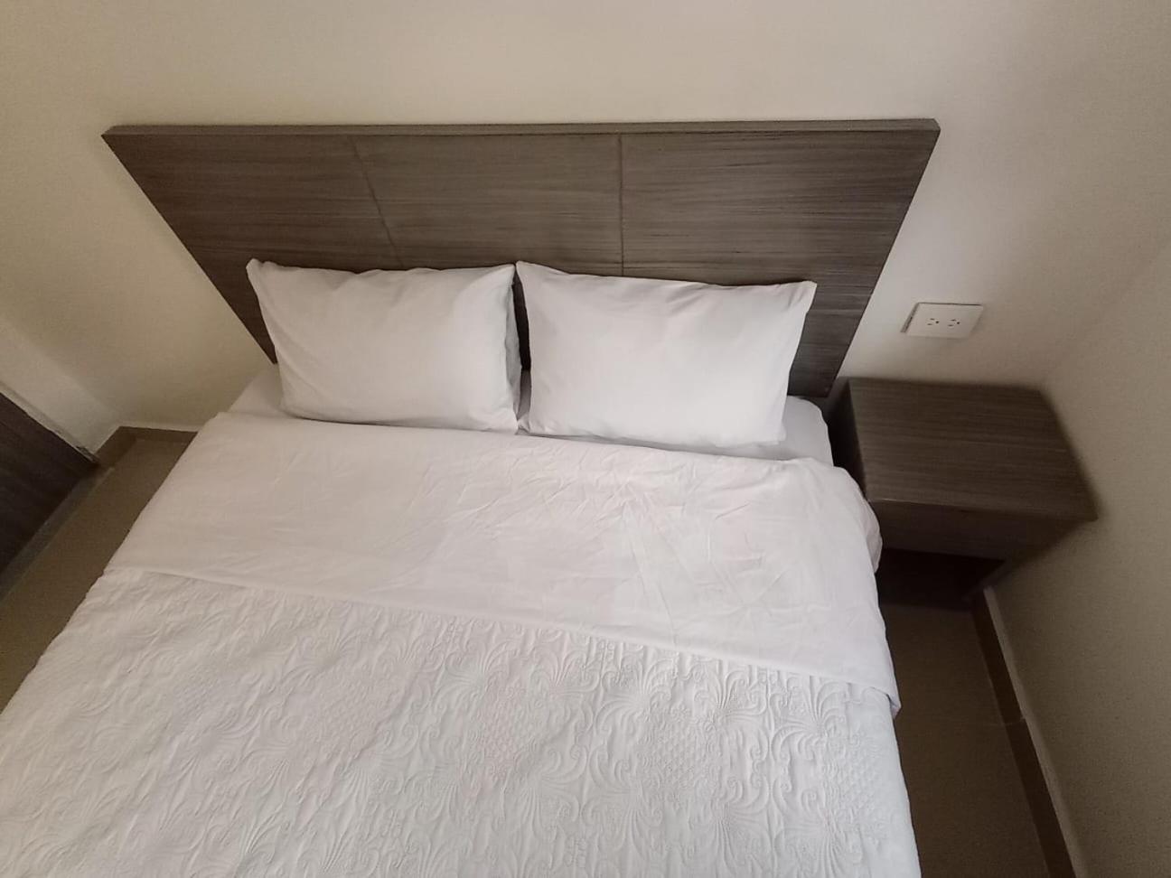 Hostal Silom *