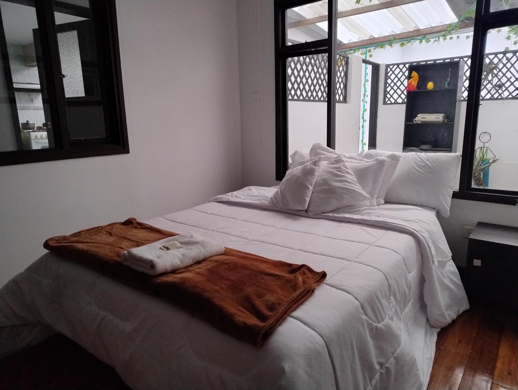 Art And Vitality House Direccion Correcta Calle 24a Bis No 44a 52 Bed and breakfast