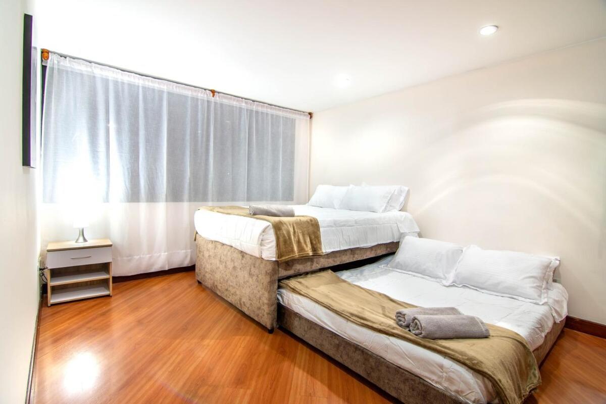 Huge Colonial House With Chimney, Luxury In The Exclusive Town In Bogotá