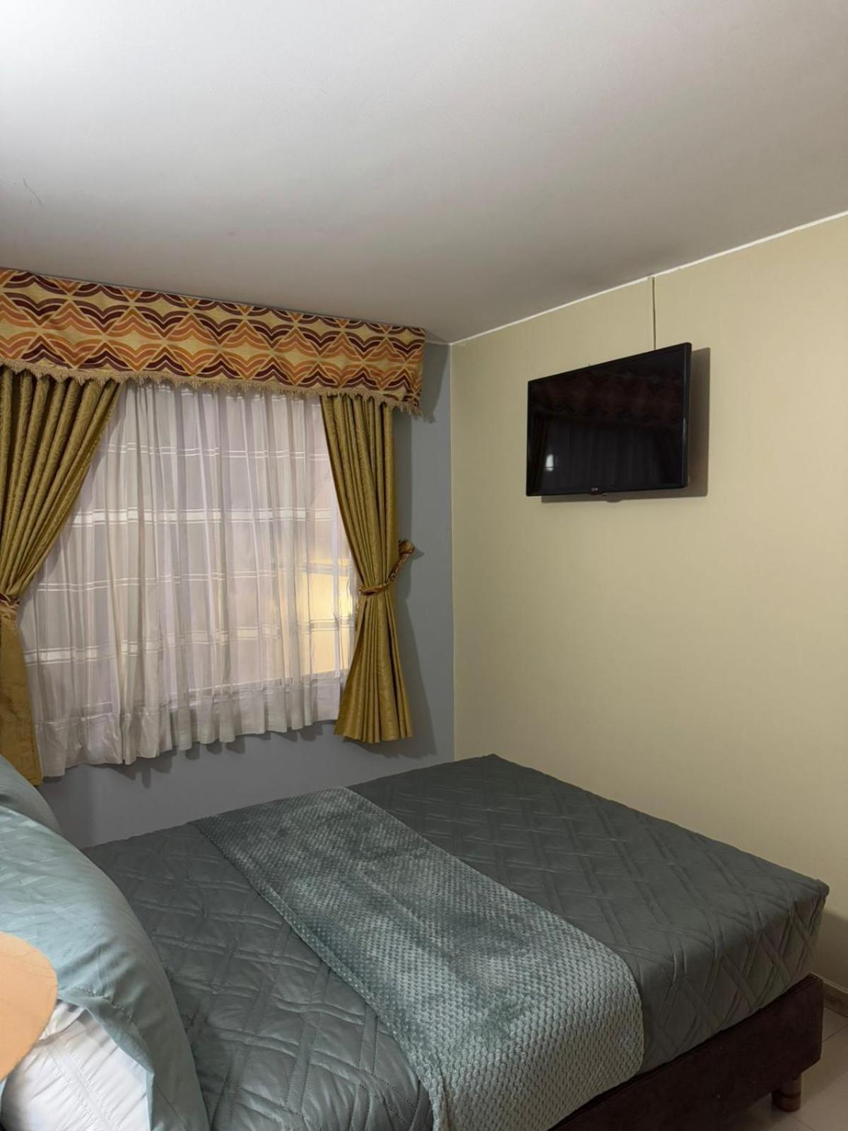 Hostelfc Marly Pensión
