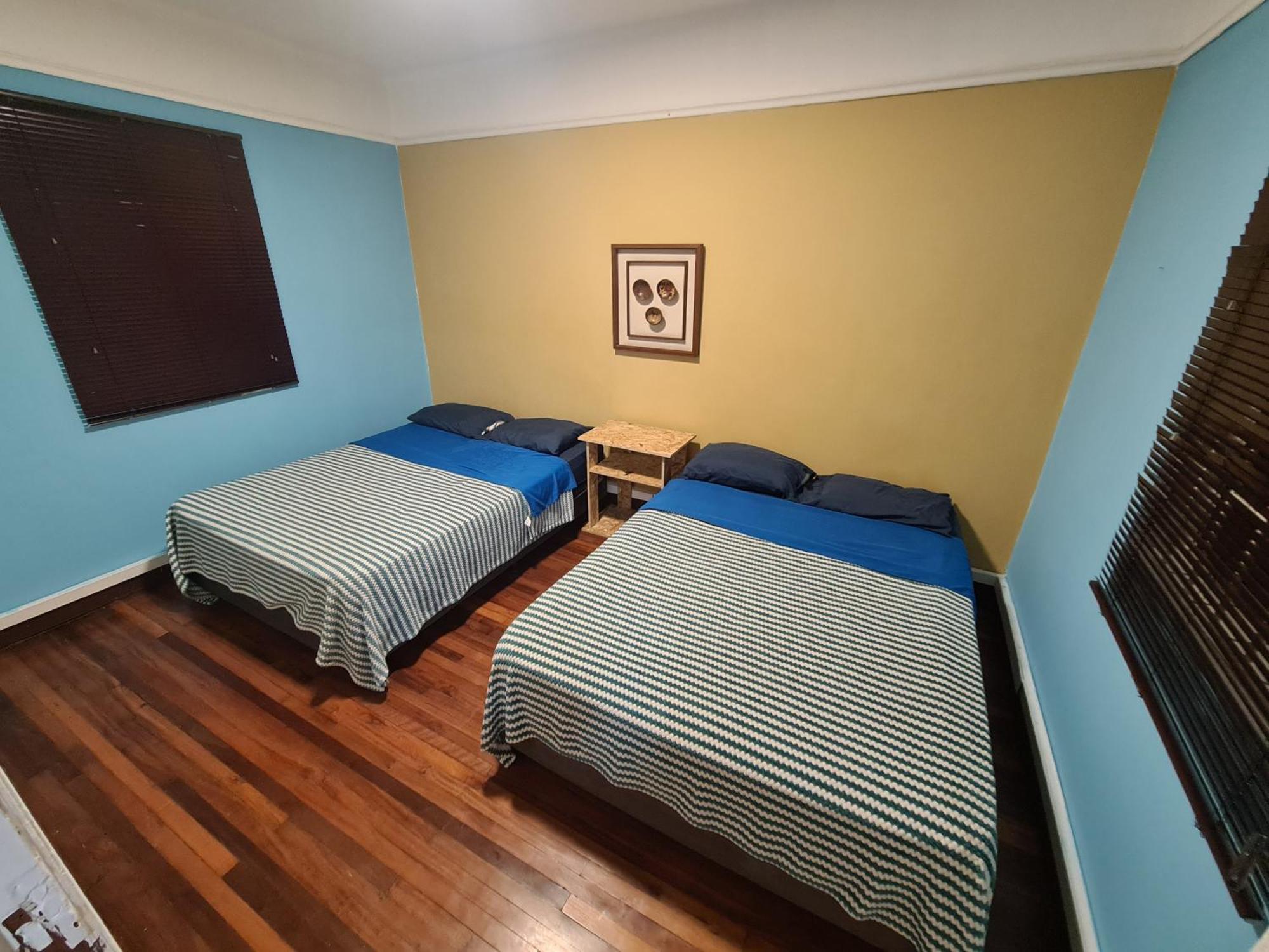 Oculto Hostal *