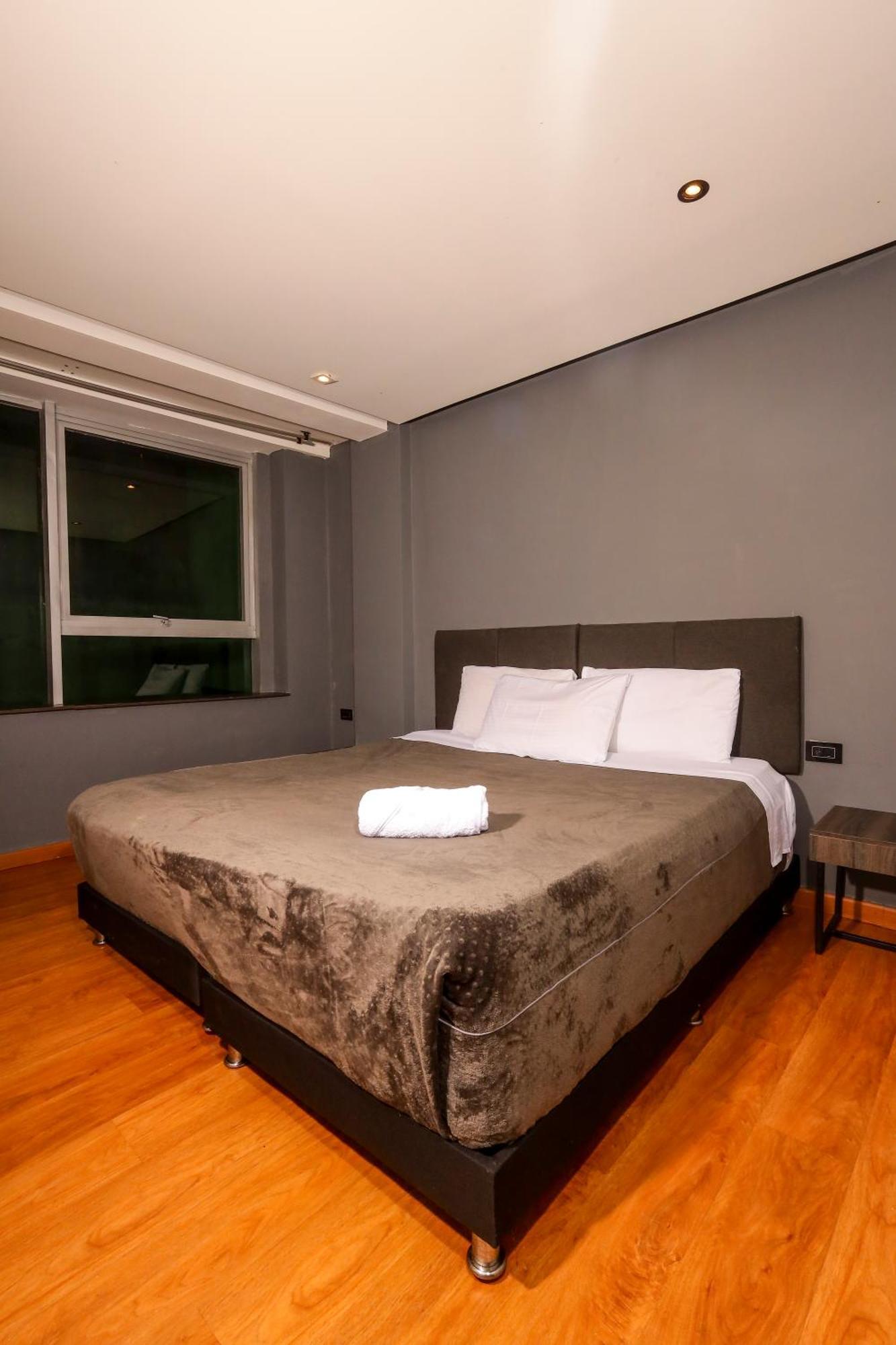 Htl Hotel *
