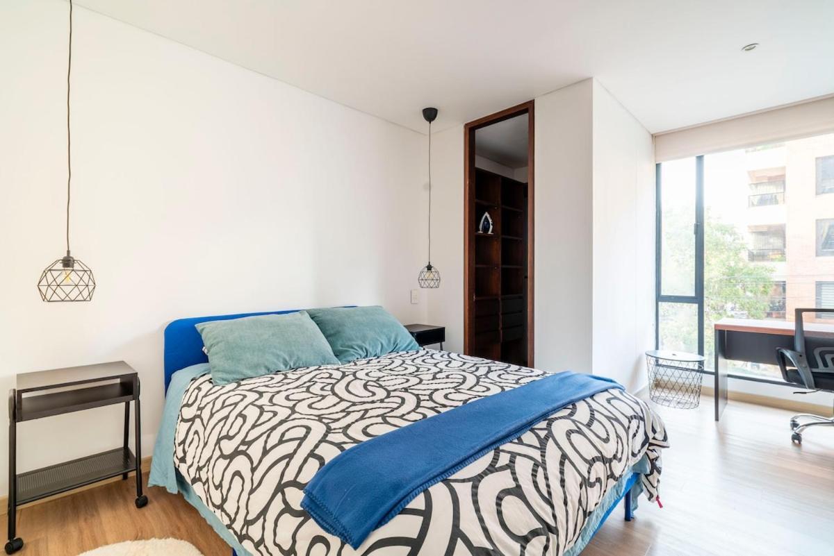 Nuevo Moderno Amplio Parqueadero Wifi Apartamento *