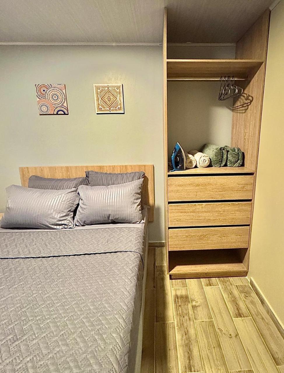 Pensión Hostelfc Santa Barbara