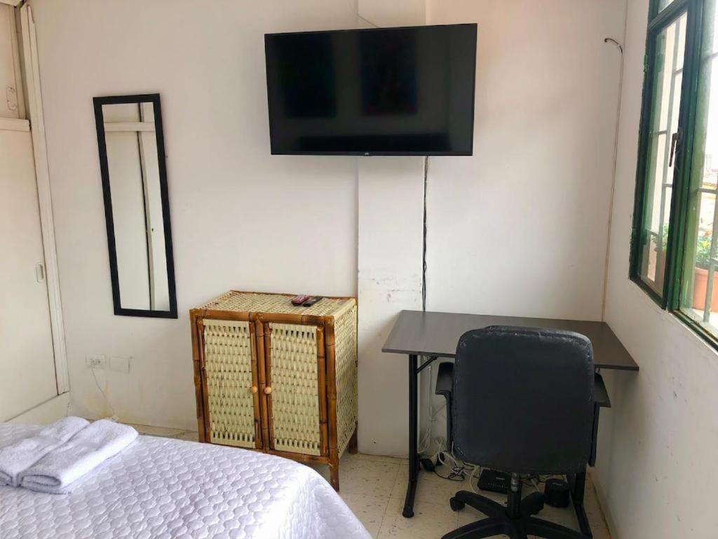 Apartamento Casa De 2 Hab En La Candelaria Con Increible Vista Y Balcon *