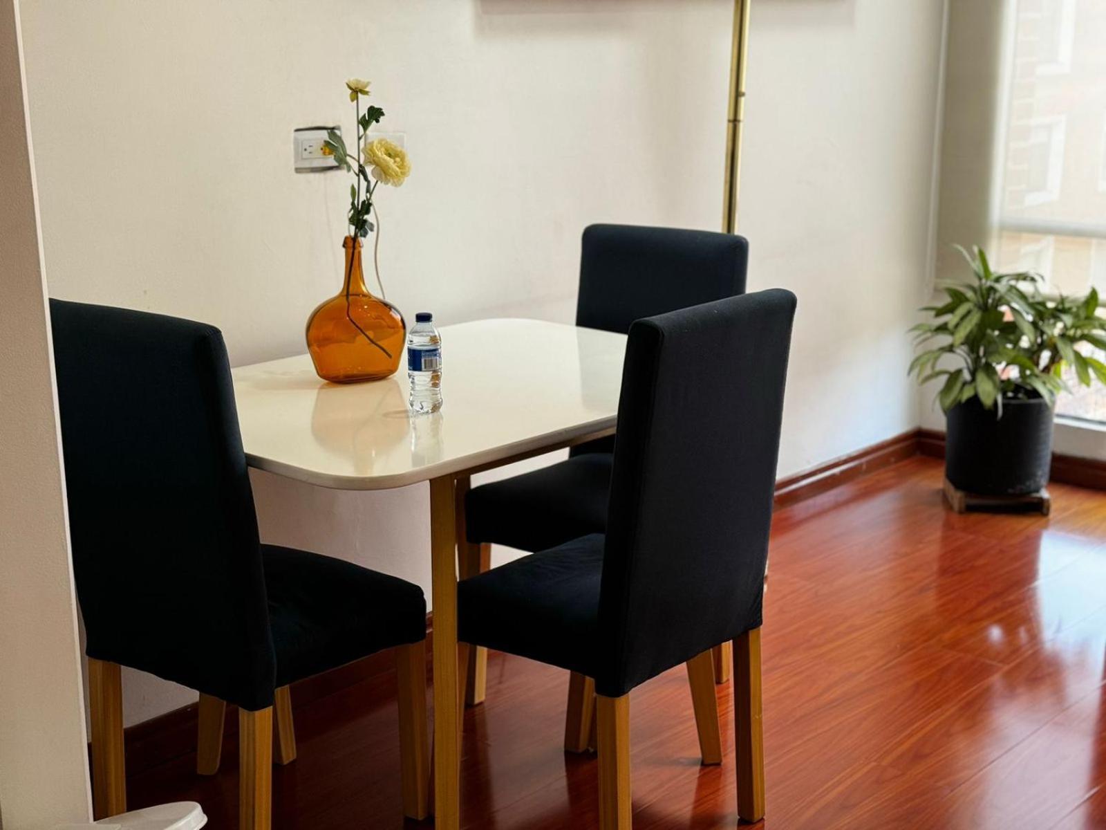 Cs Modern 1brs 512 Apartamento Bogotá