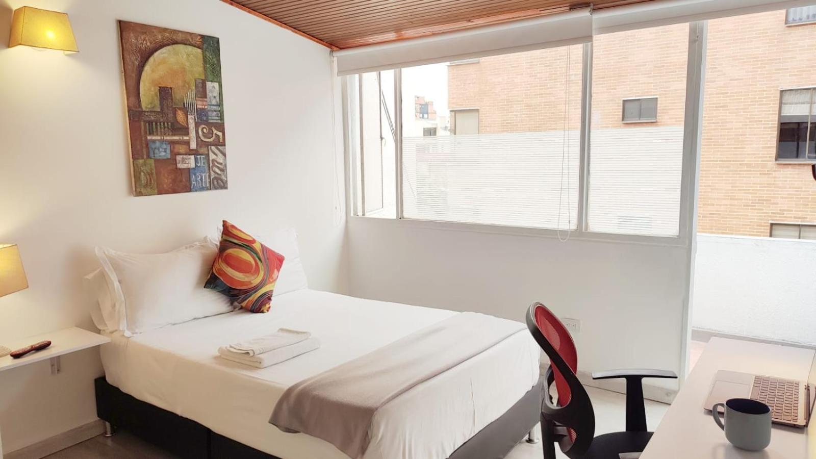 Unicentro Baño Y Balcón Privado Independiente