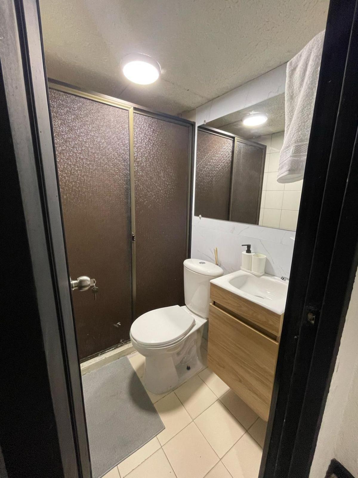 Aparta Estudio Amoblado Cerca Al Aeropuerto Apartamento