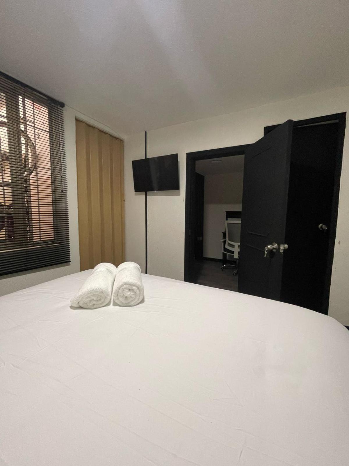 Aparta Estudio Amoblado Cerca Al Aeropuerto Apartamento Bogotá