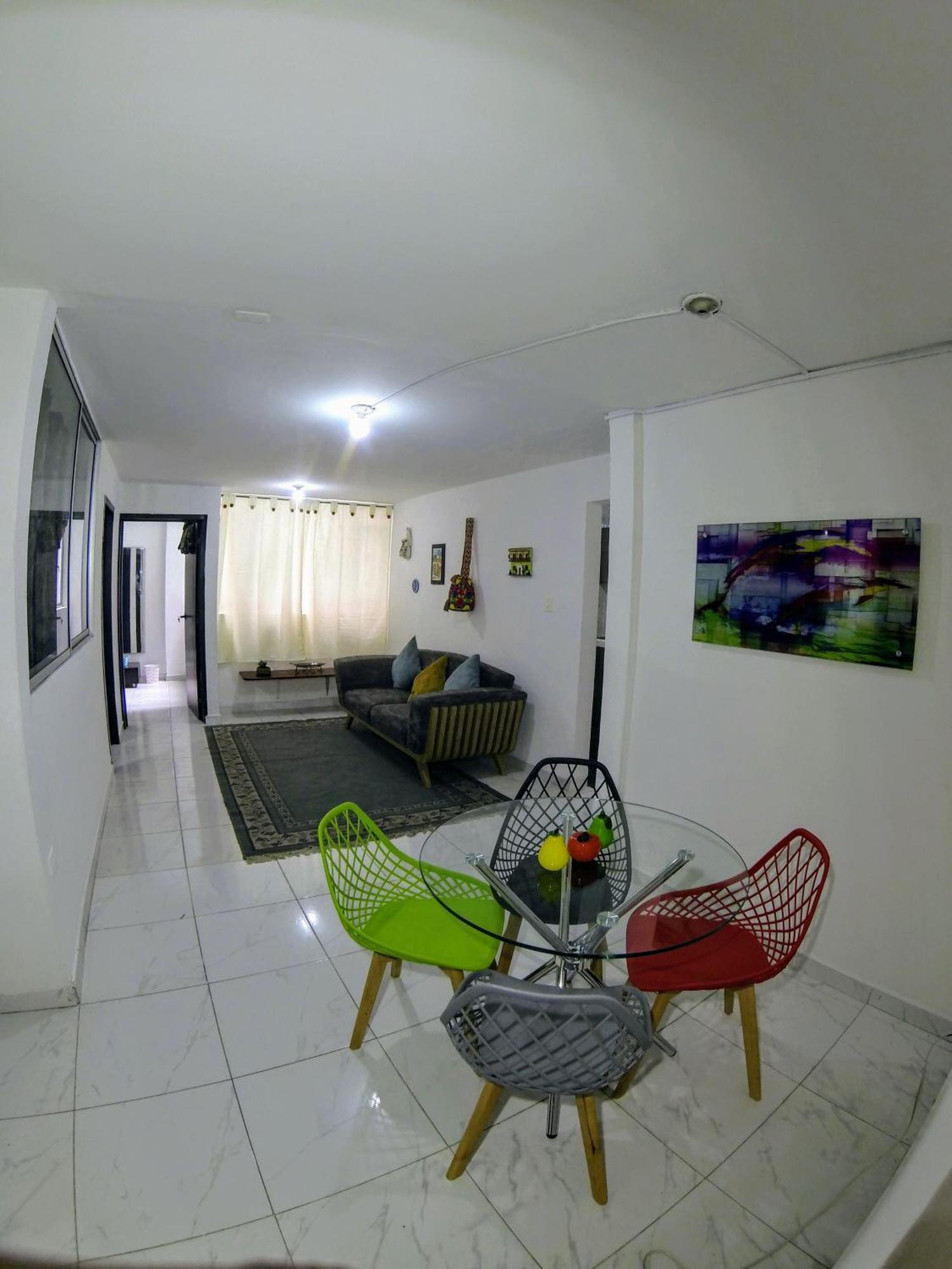 La Quinta Rent Short & Service * Bogotá