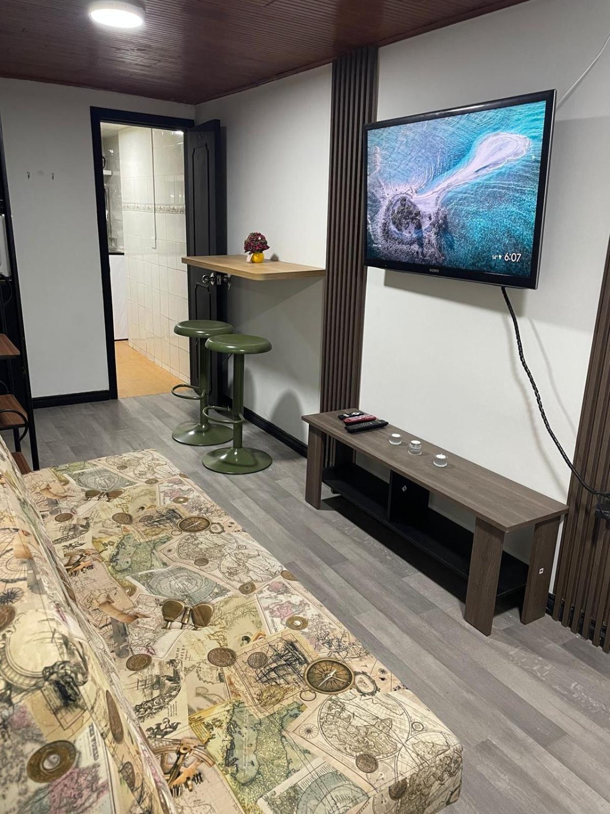 Aparta Estudio Amoblado Cerca Al Aeropuerto Apartamento Bogotá