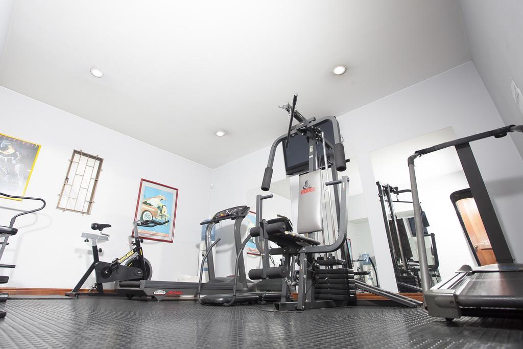 Cora 96 Street Apartahotel 4*
