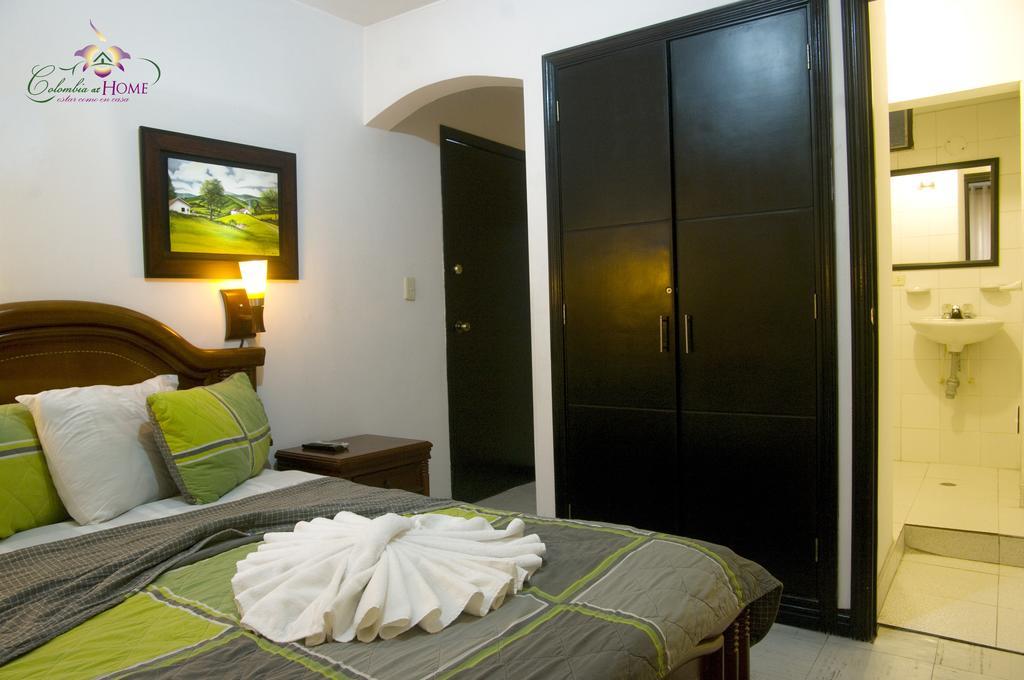 Colombia At Hotel 2*
