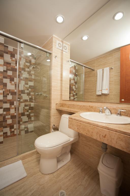 Hotel Castellana 100 3*