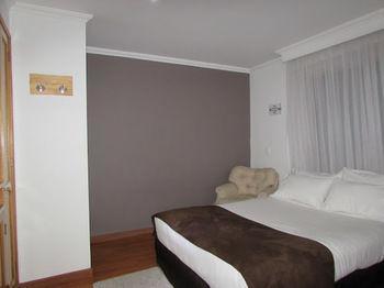 Hotel Breton Hill Parque 93